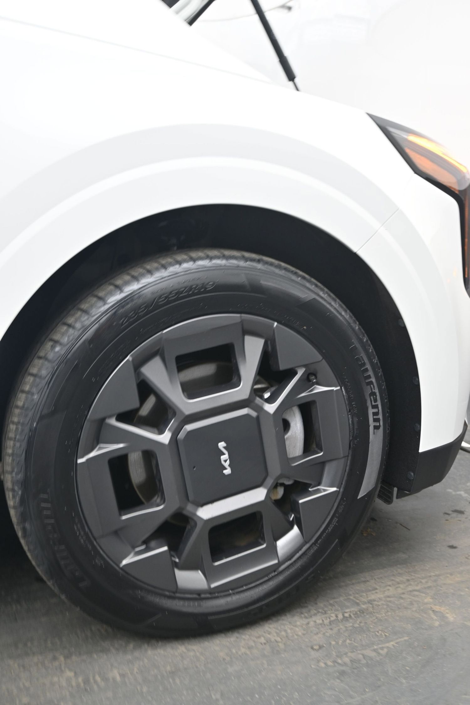 2025 Kia Carnival Hybrid EX