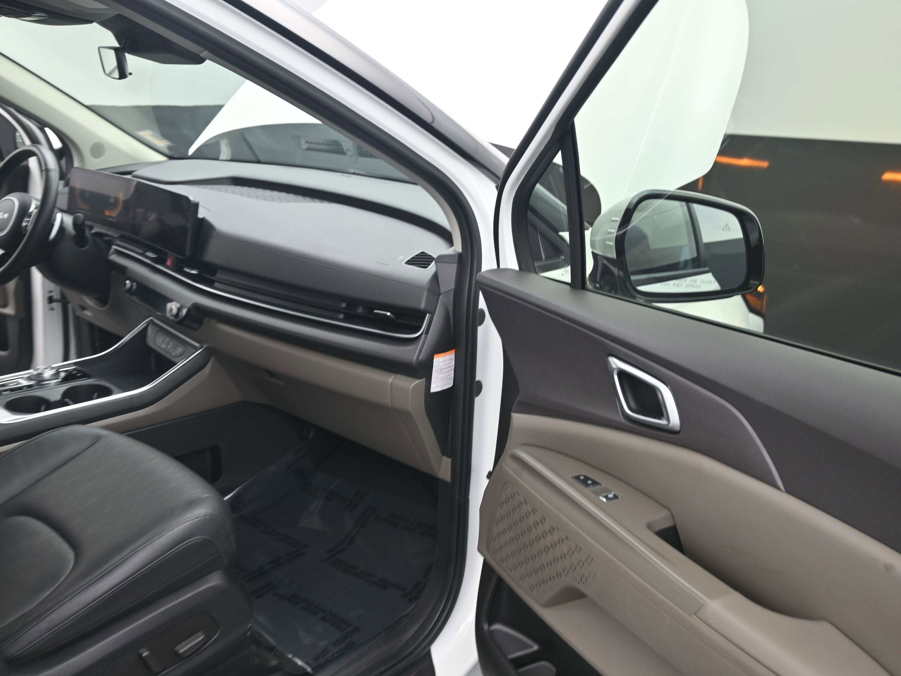 2025 Kia Carnival Hybrid EX