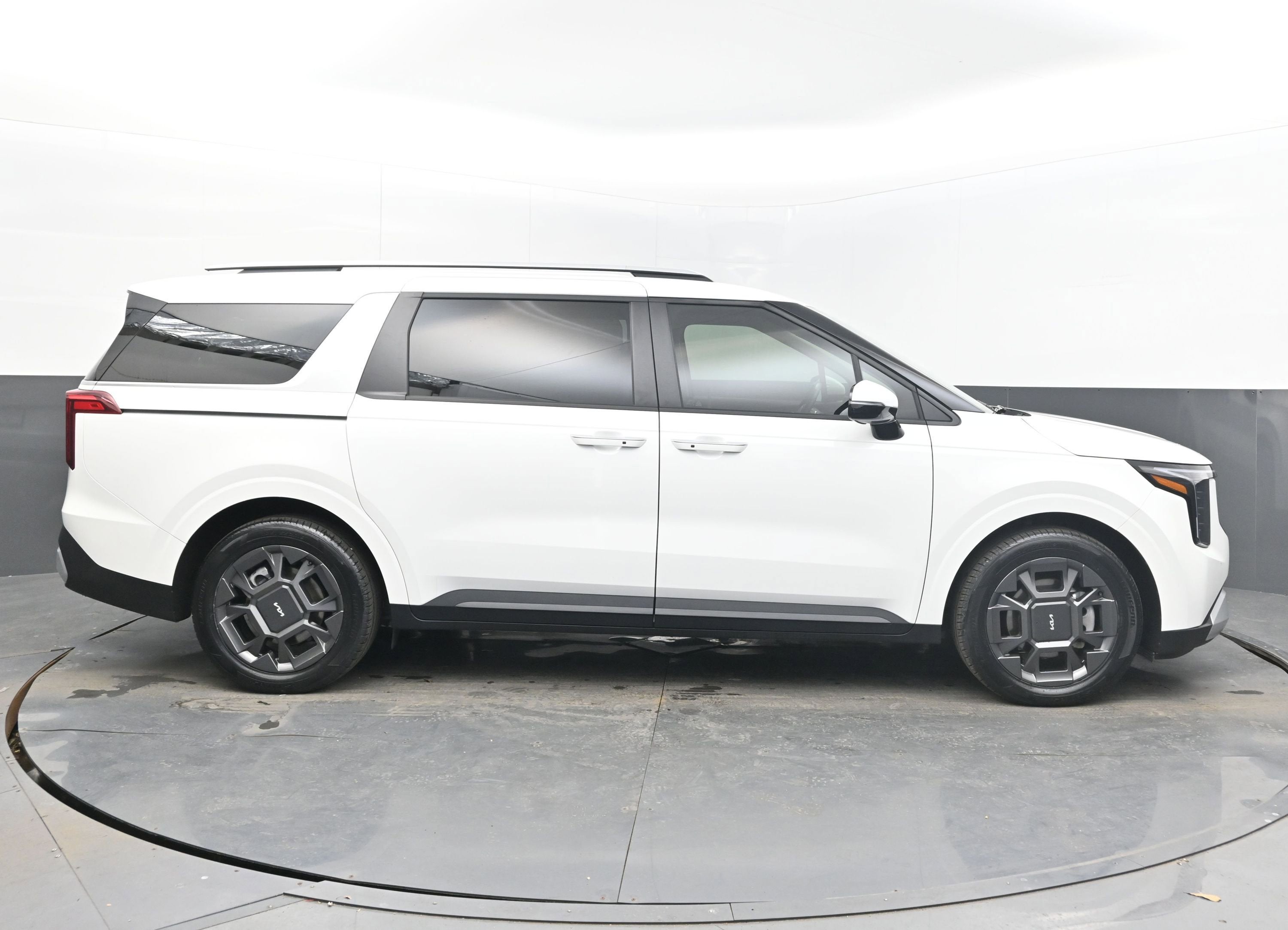 2025 Kia Carnival Hybrid EX