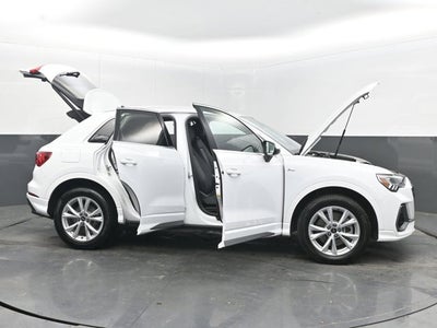 2024 Audi Q3 S line Premium