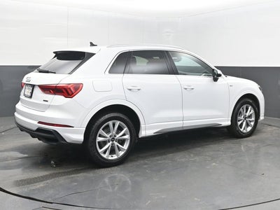 2024 Audi Q3 S line Premium