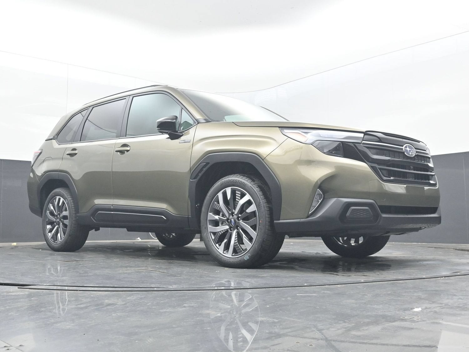 2026 Subaru FORESTER Touring Hybrid