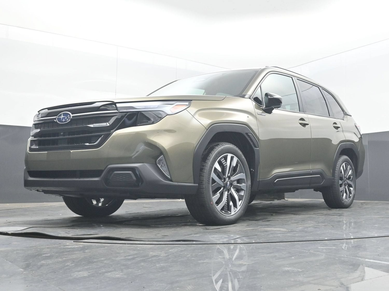 2026 Subaru FORESTER Touring Hybrid