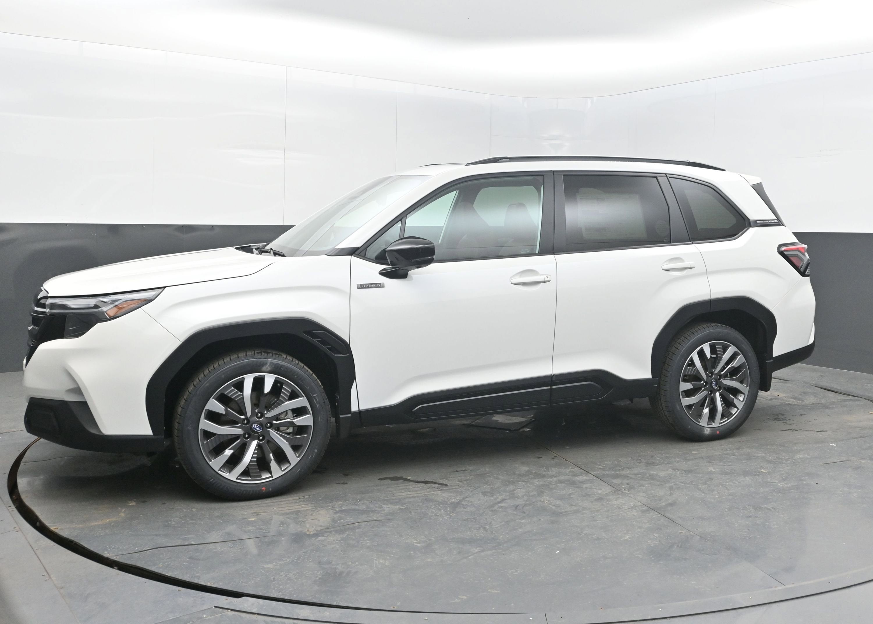 2026 Subaru FORESTER Touring Hybrid