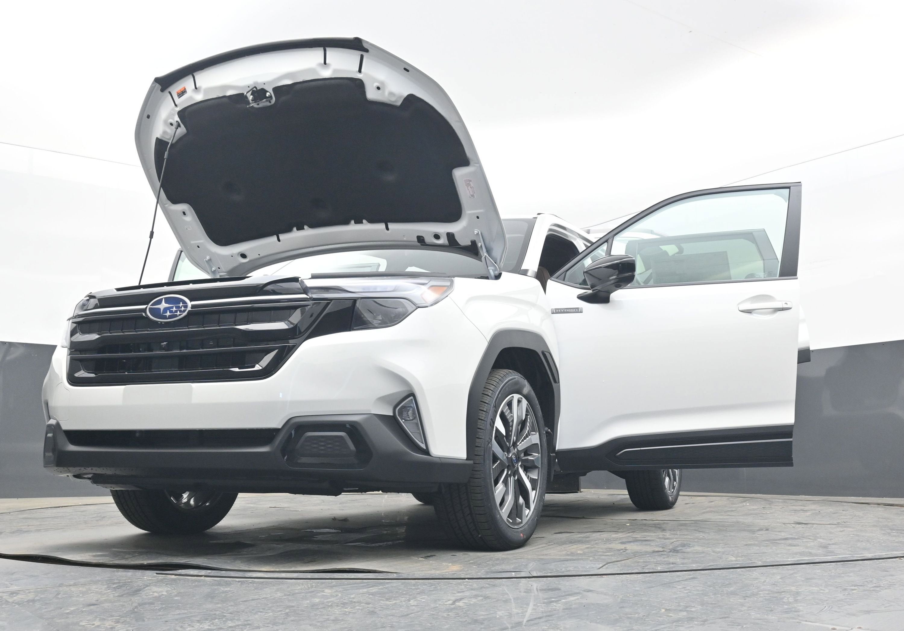 2026 Subaru FORESTER Touring Hybrid