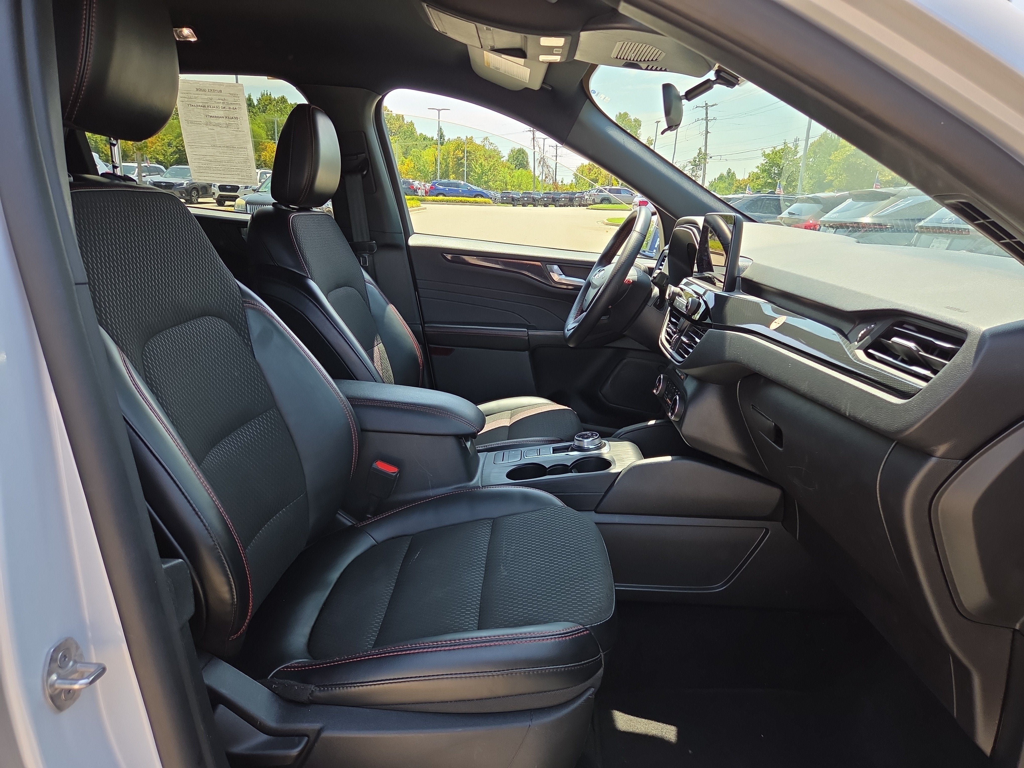 2025 Ford Escape ST-Line Select