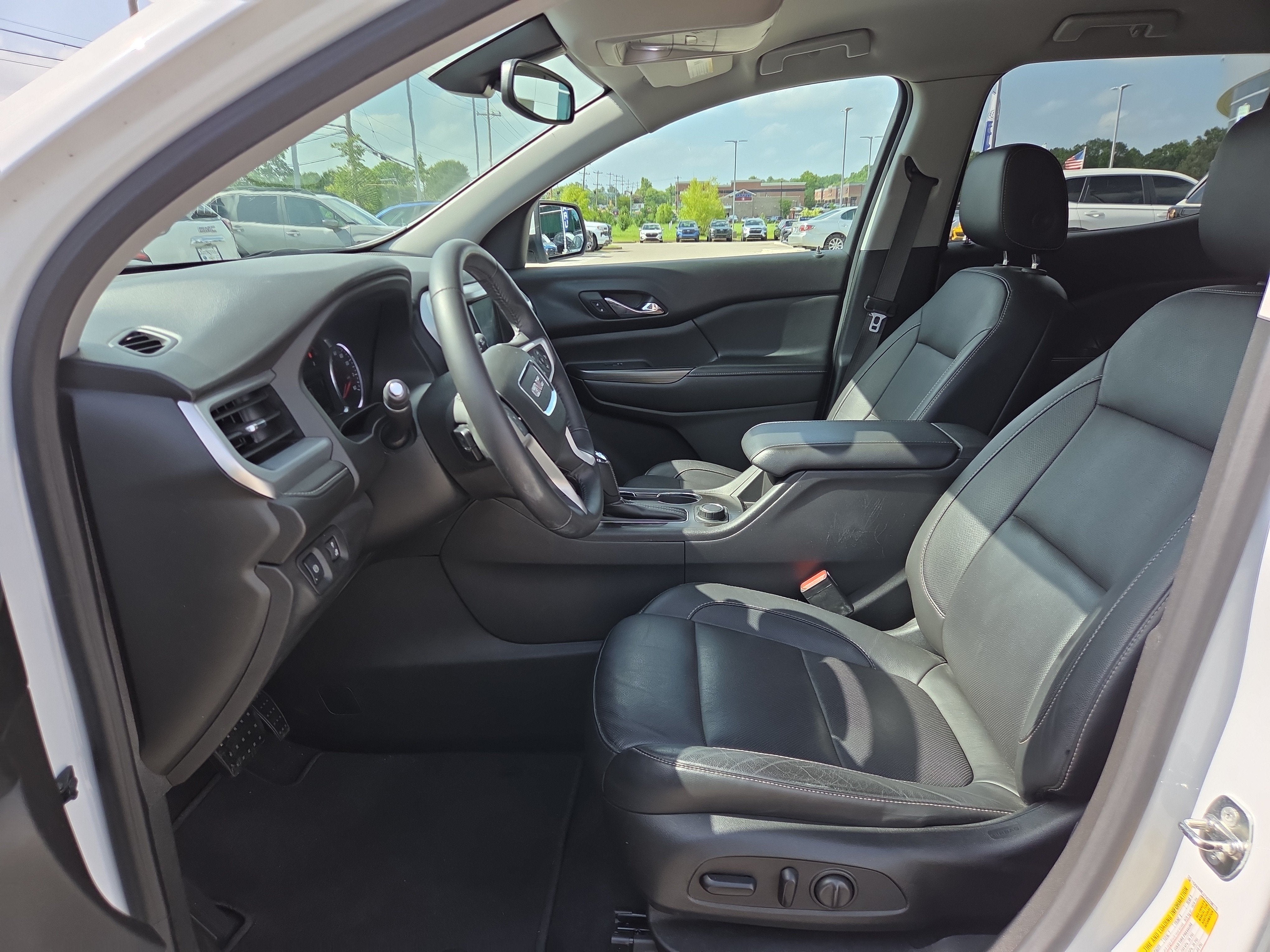 2017 GMC Acadia SLT