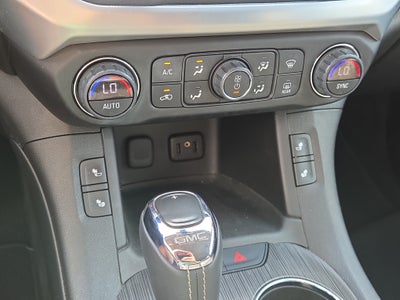 2017 GMC Acadia SLT