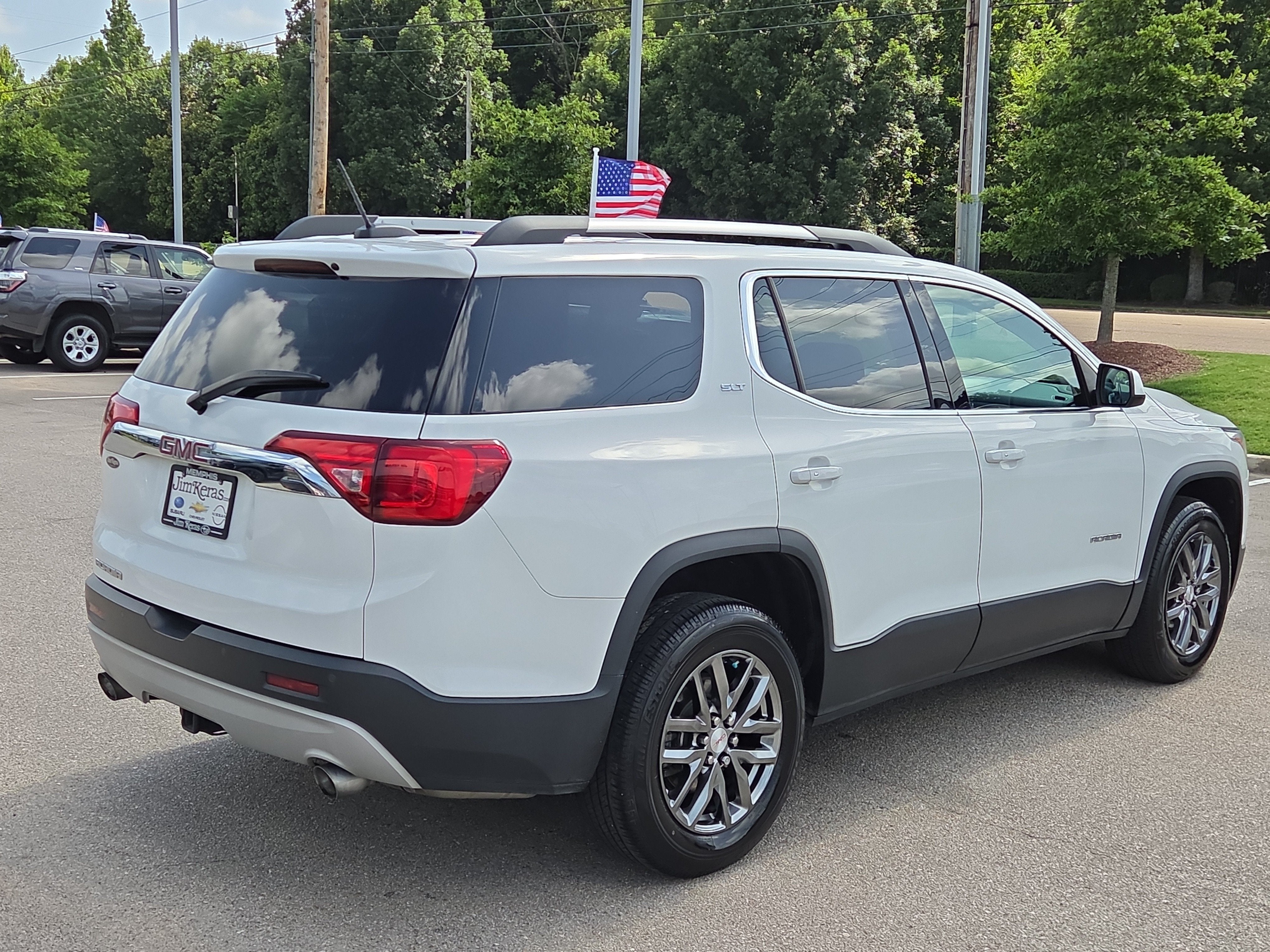 2017 GMC Acadia SLT