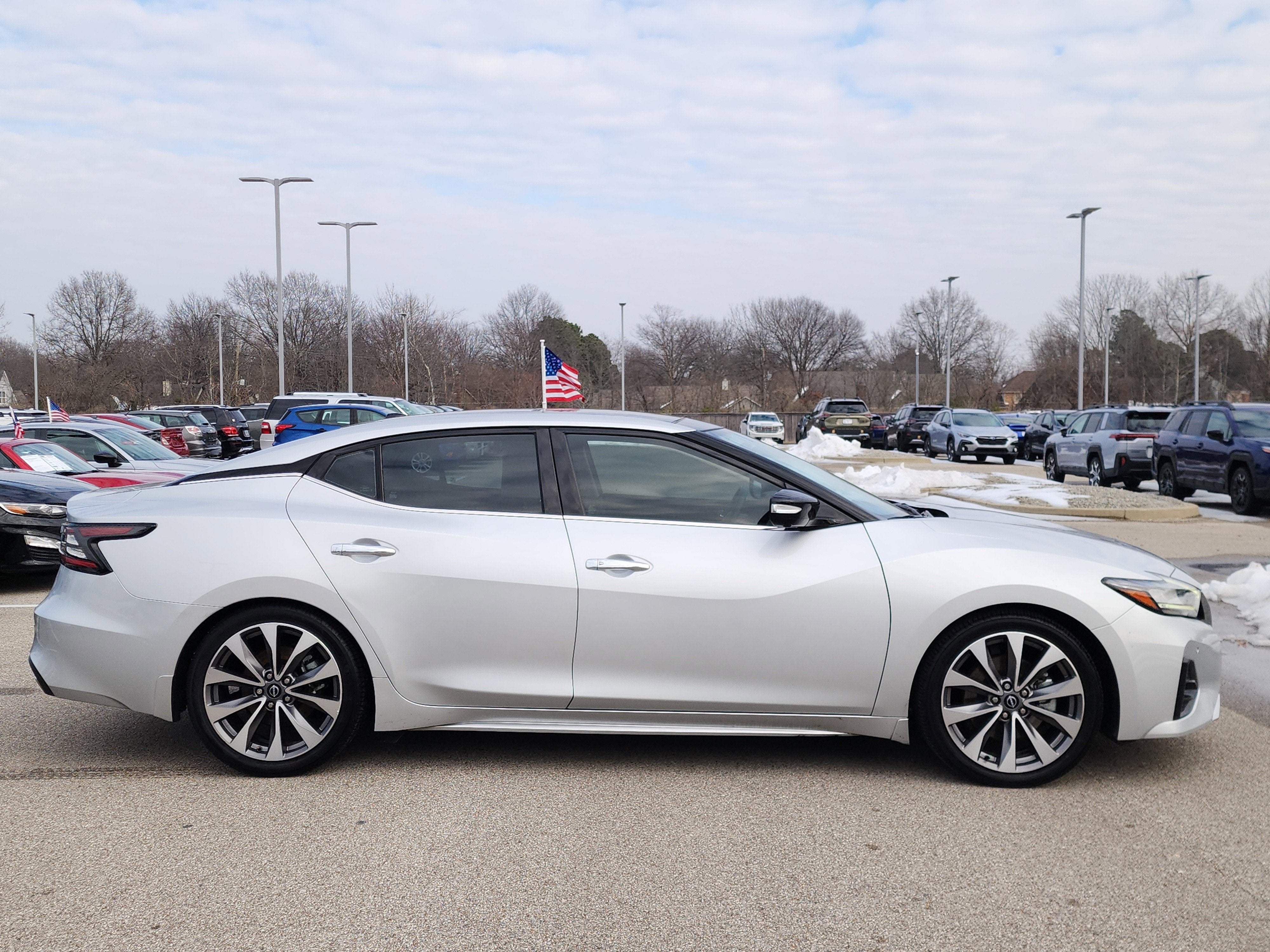 2023 Nissan Maxima Platinum