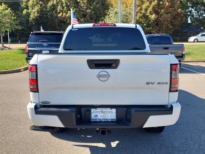 2024 Nissan Frontier SV