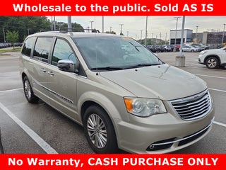 2013 Chrysler Town &amp; Country Limited