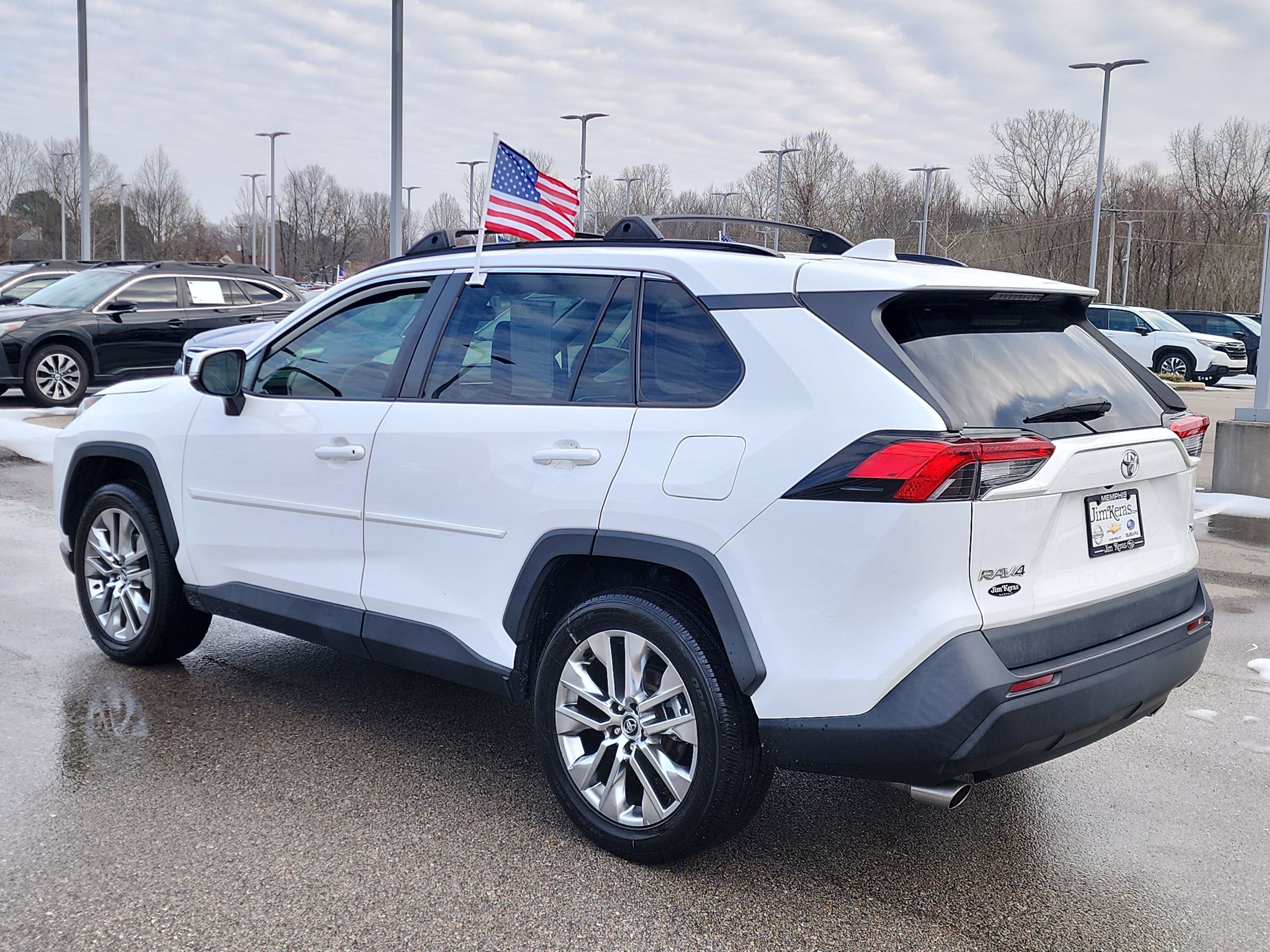 2020 Toyota RAV4 XLE Premium