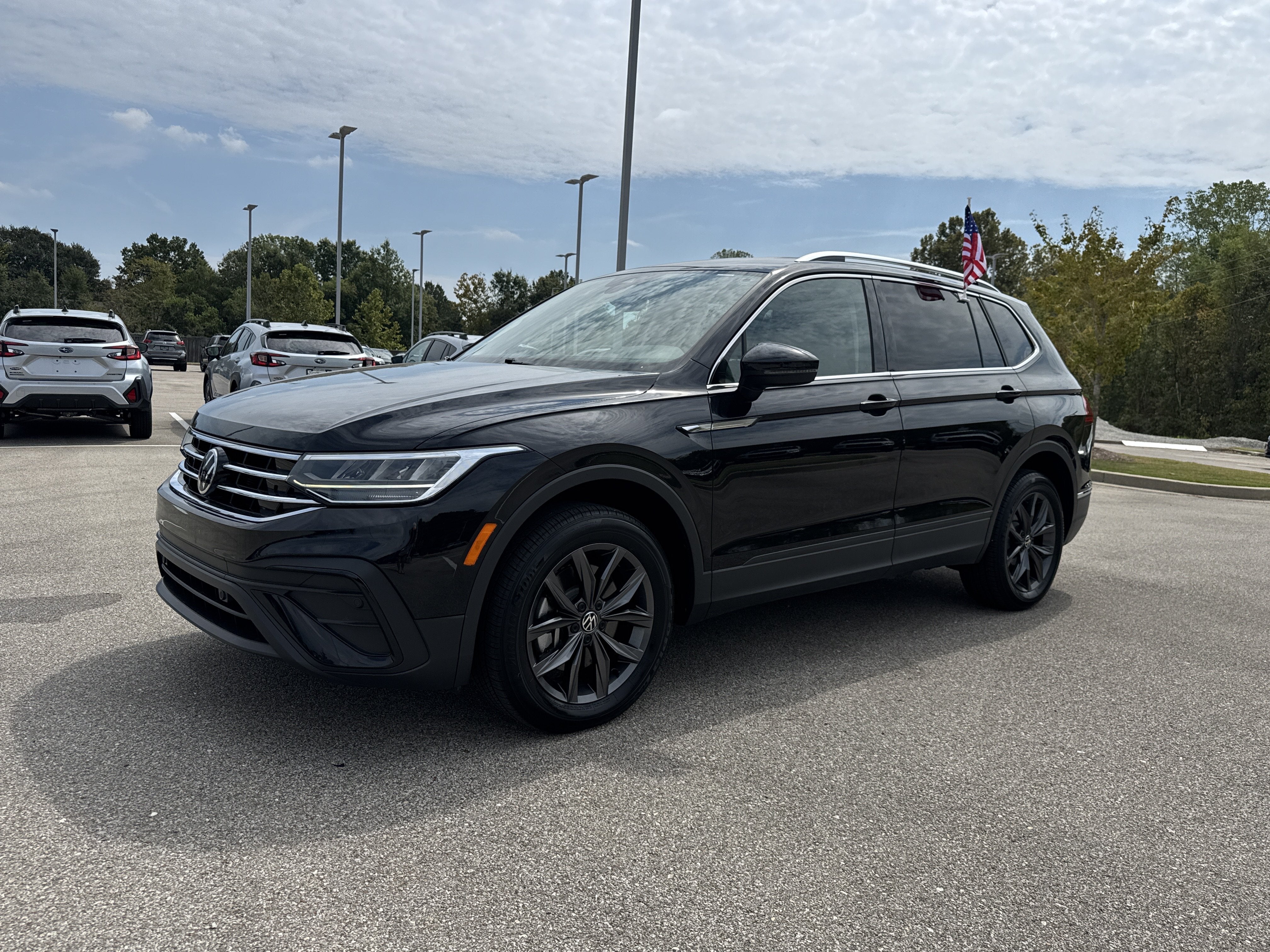 2023 Volkswagen Tiguan SE