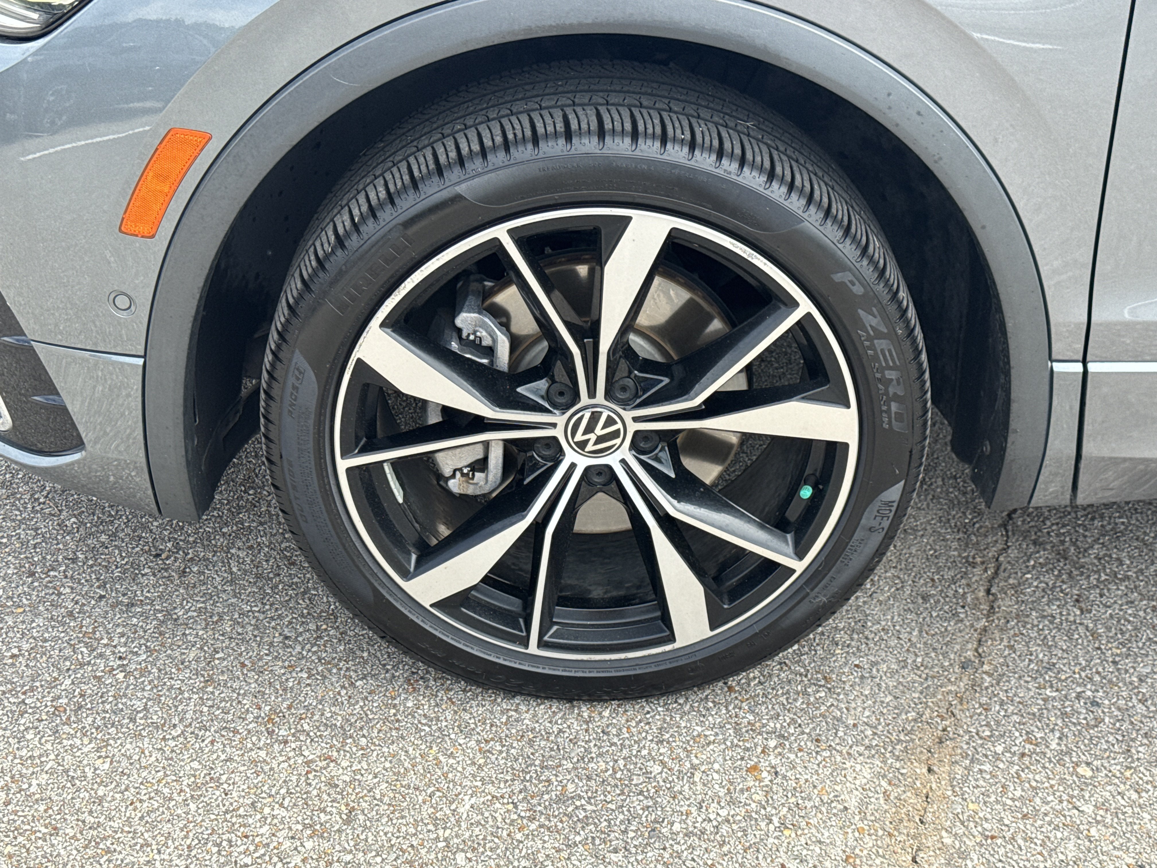 2022 Volkswagen Tiguan SEL R-Line