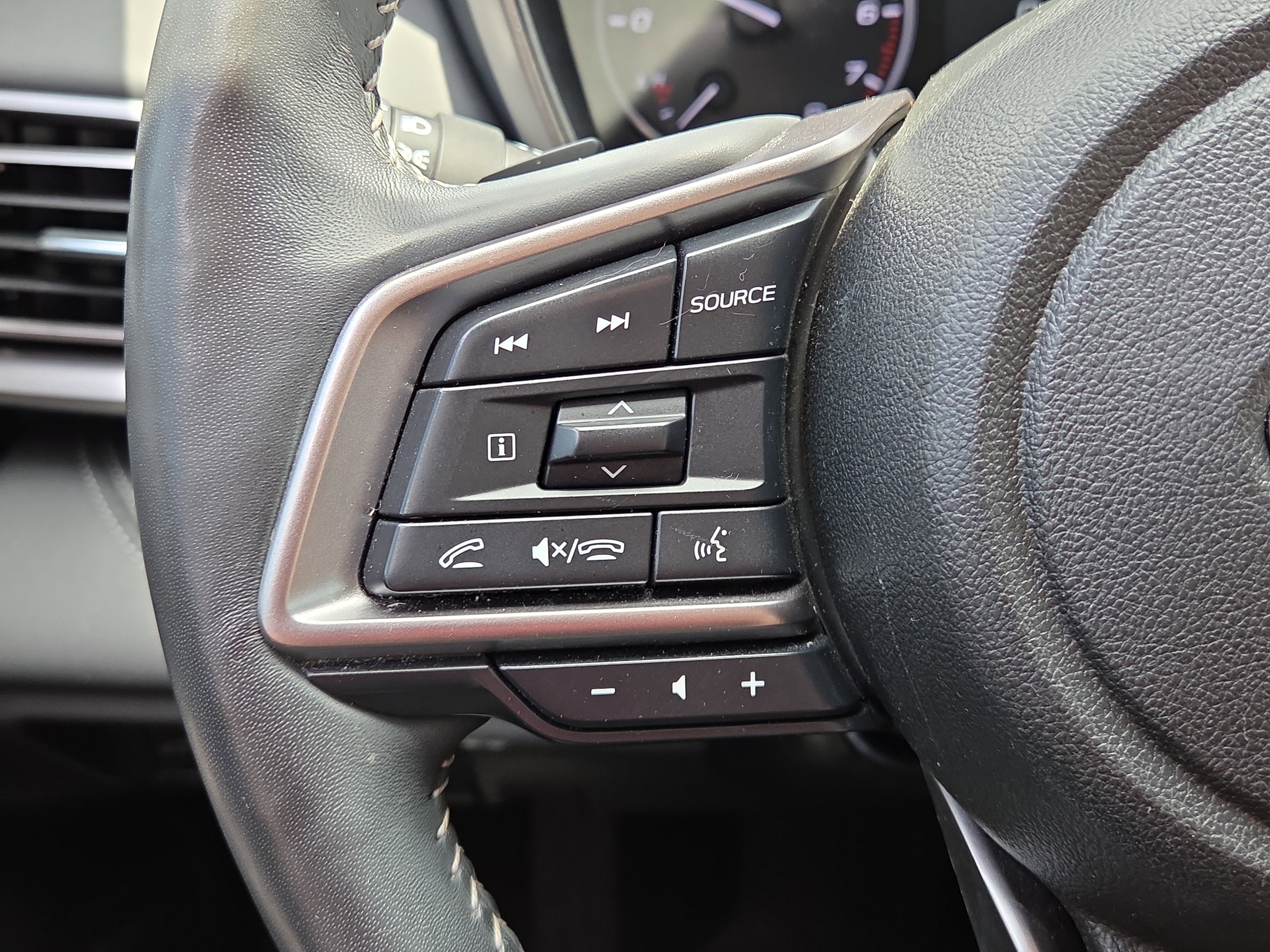 2023 Subaru Outback Touring