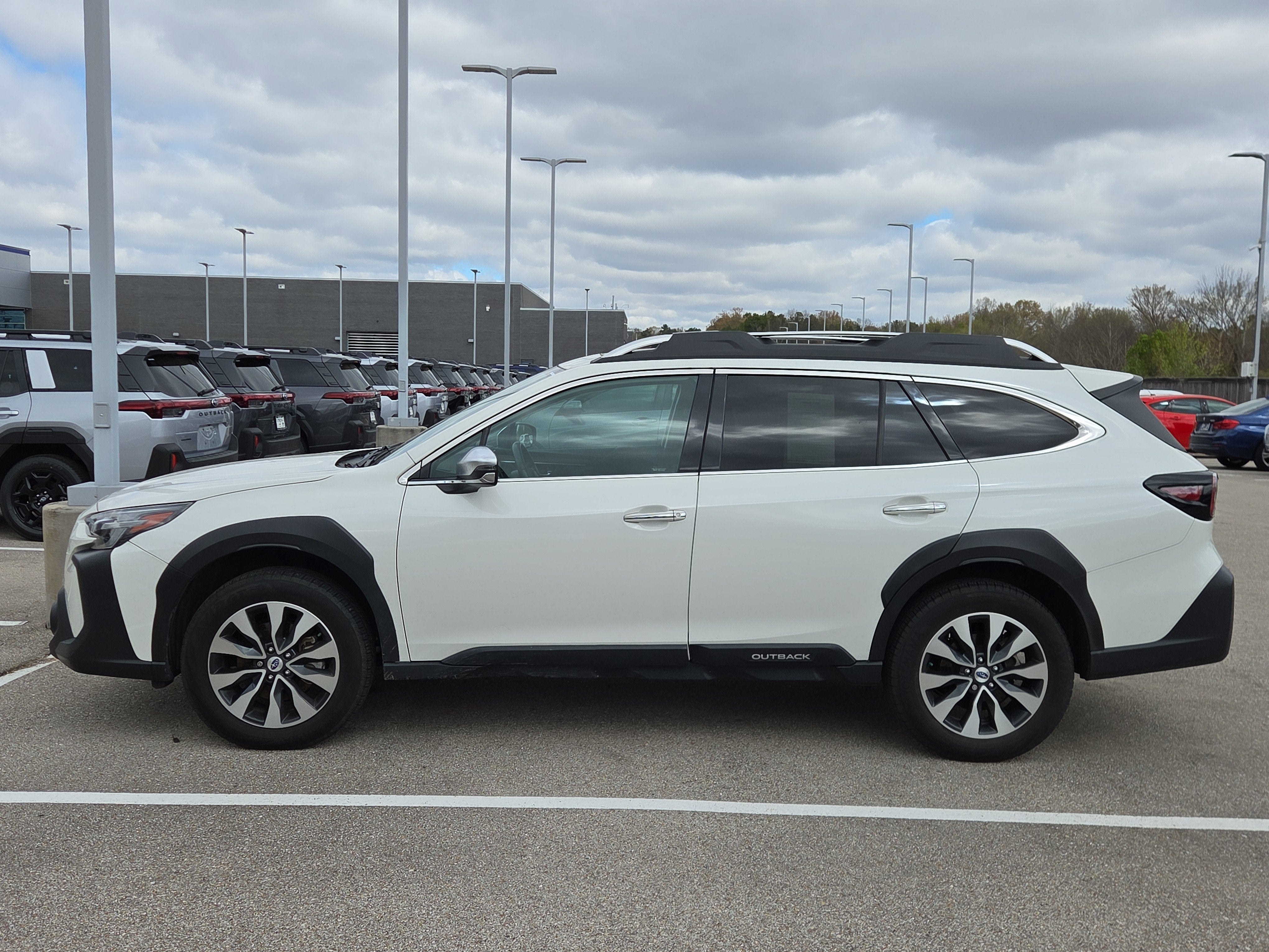2024 Subaru Outback Touring
