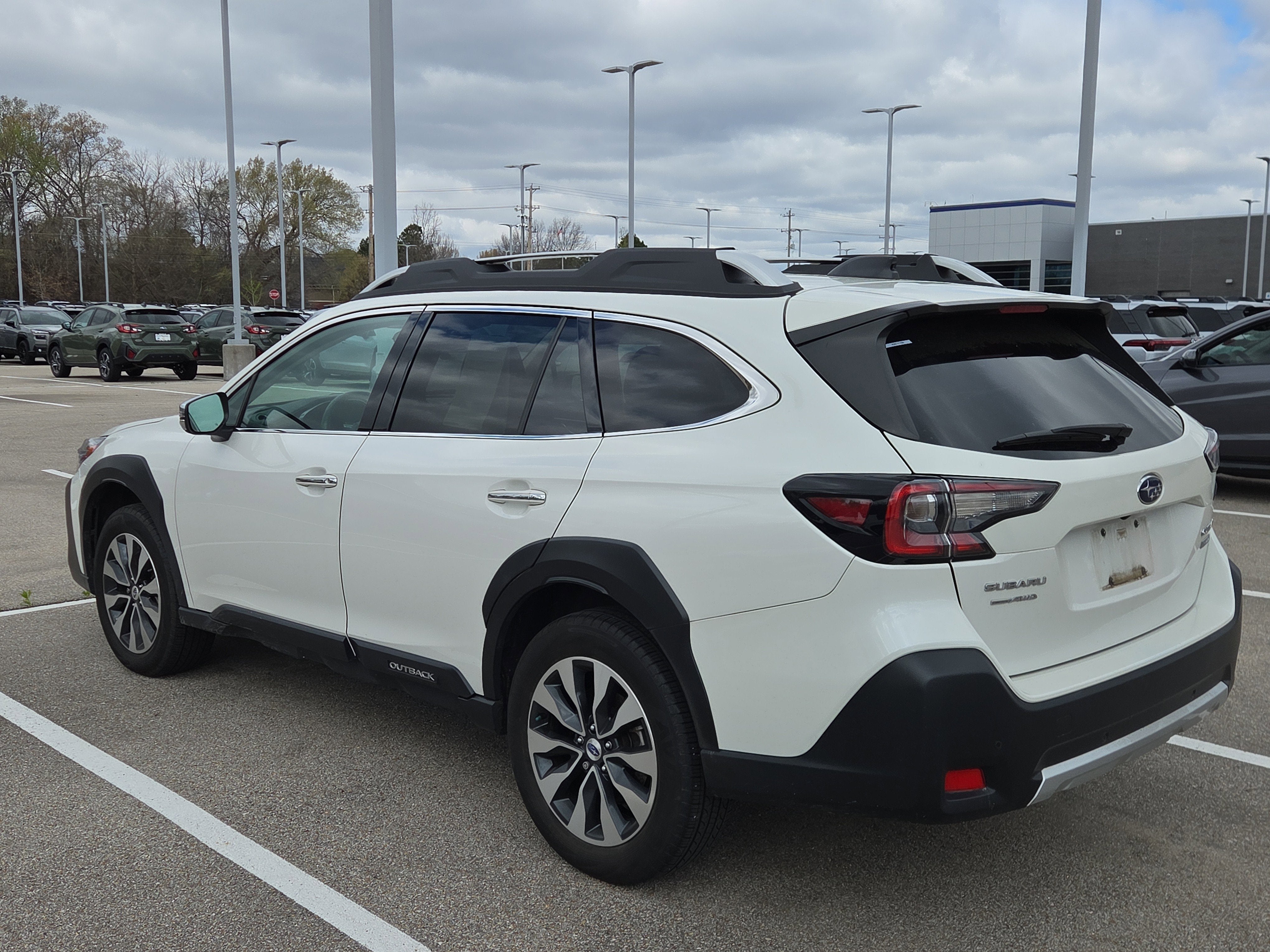 2024 Subaru Outback Touring