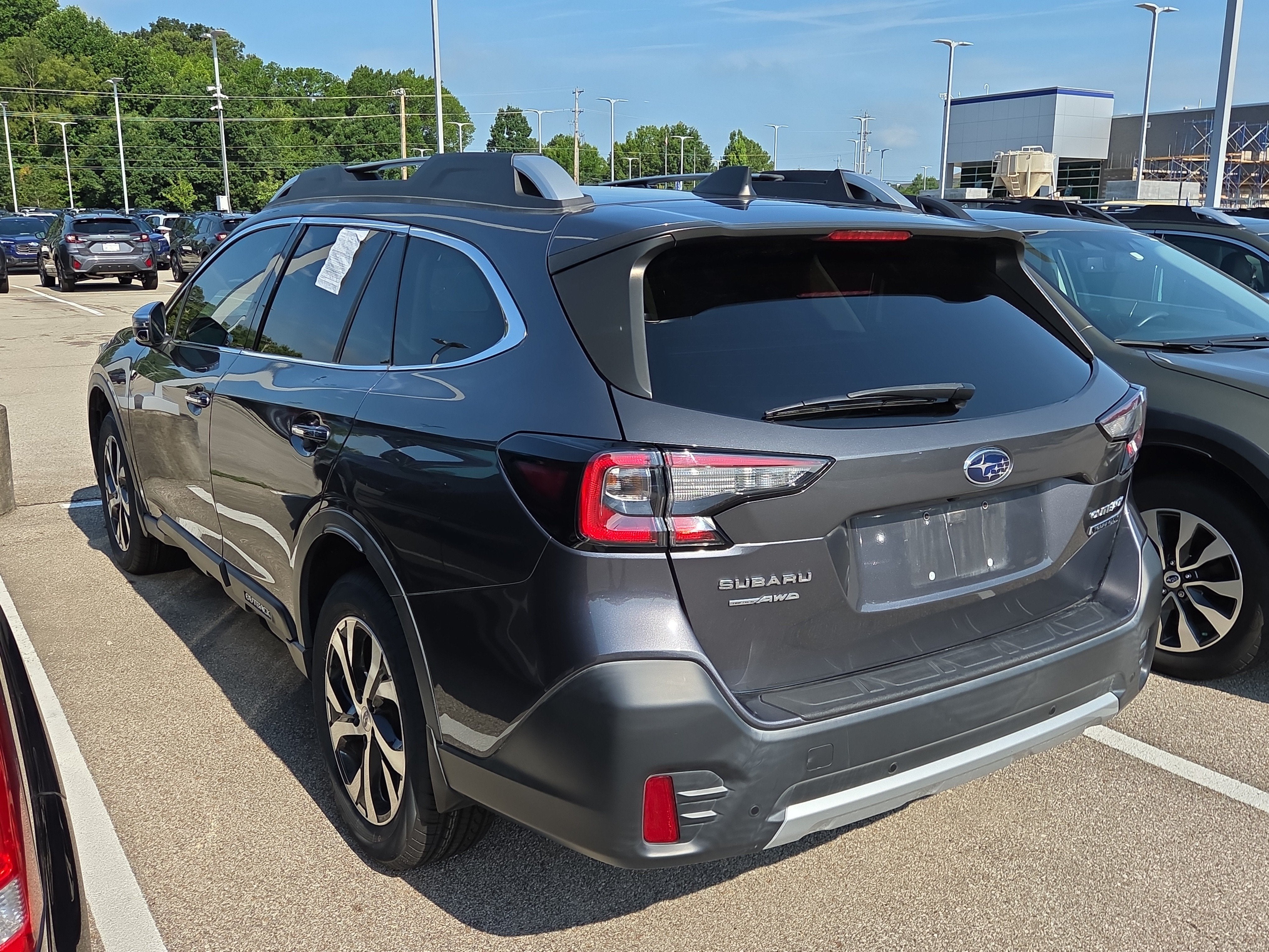 2022 Subaru Outback Touring XT