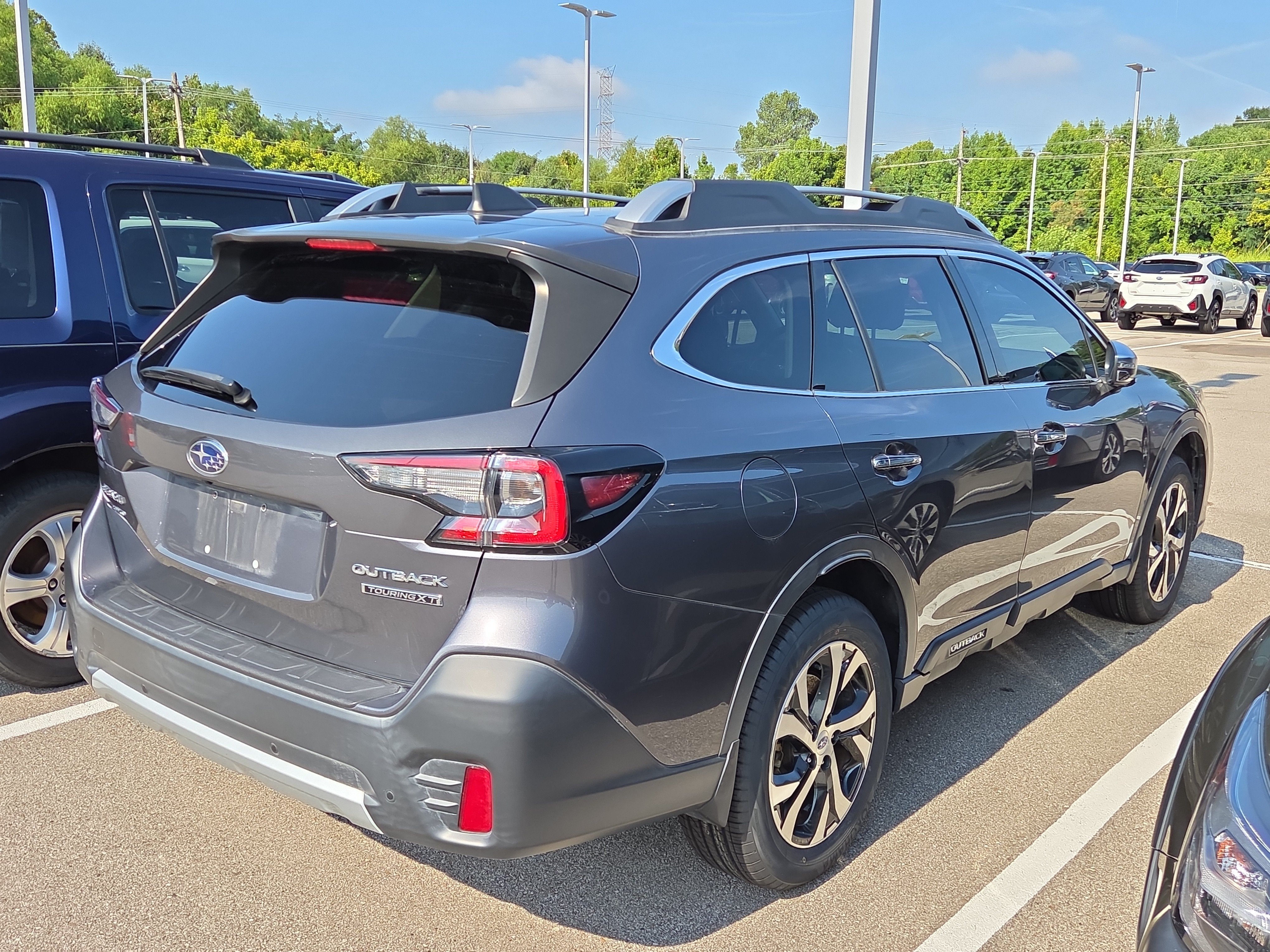2022 Subaru Outback Touring XT