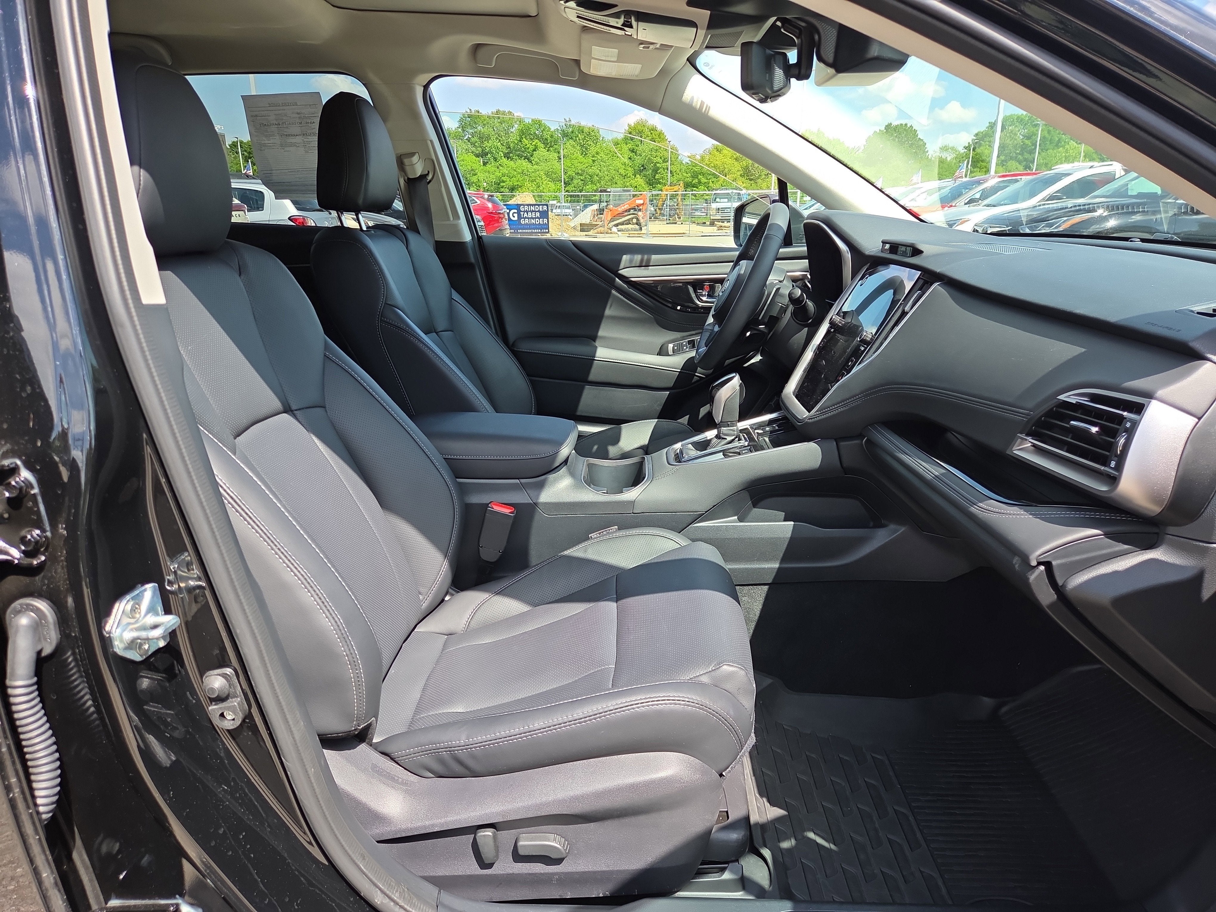 2025 Subaru Outback Touring XT
