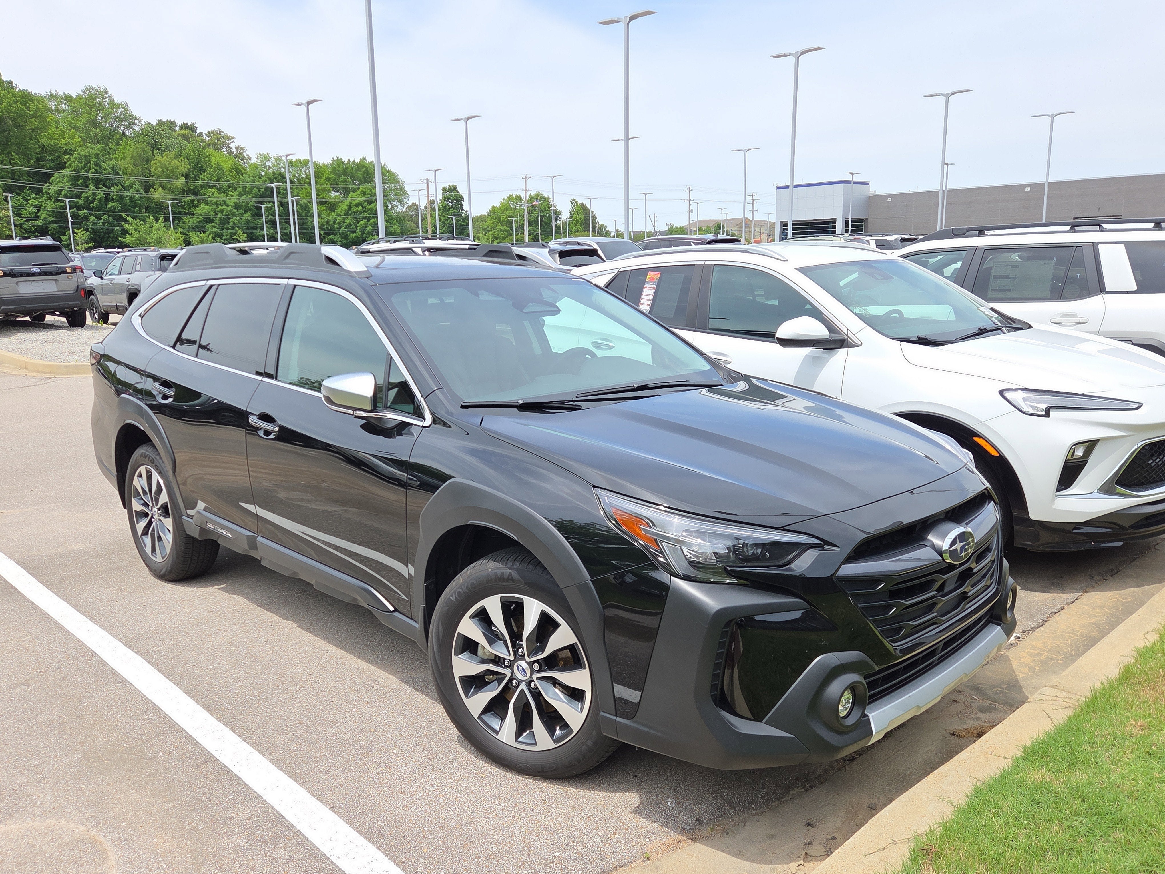 2025 Subaru Outback Touring XT