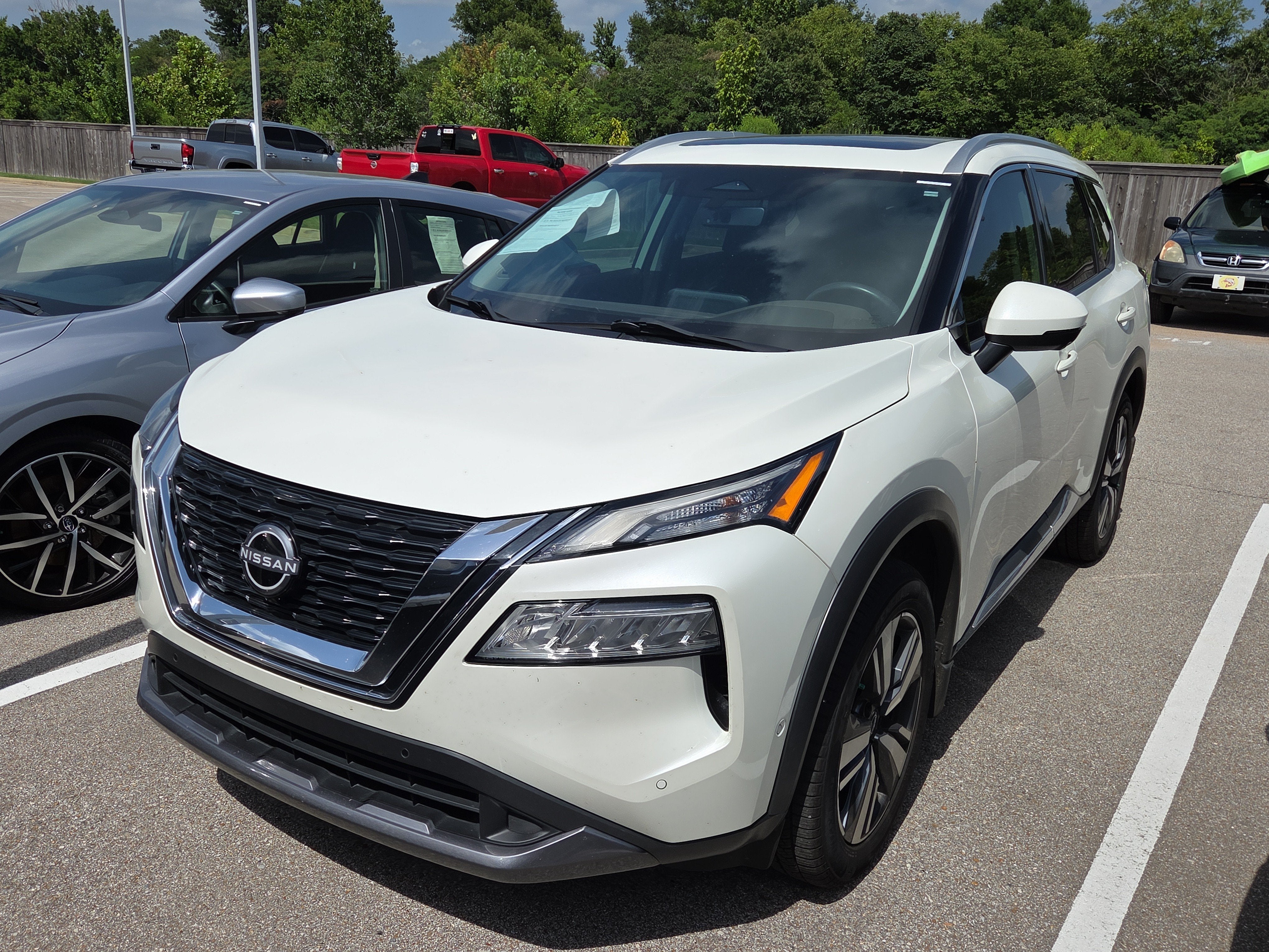 2023 Nissan Rogue SL