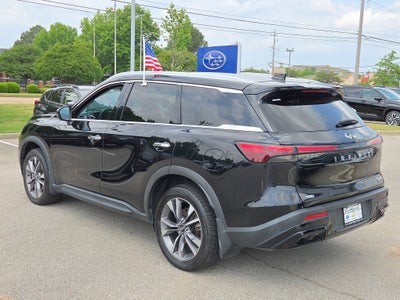 2023 INFINITI QX60 LUXE