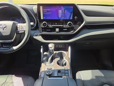 2023 Toyota Highlander Limited