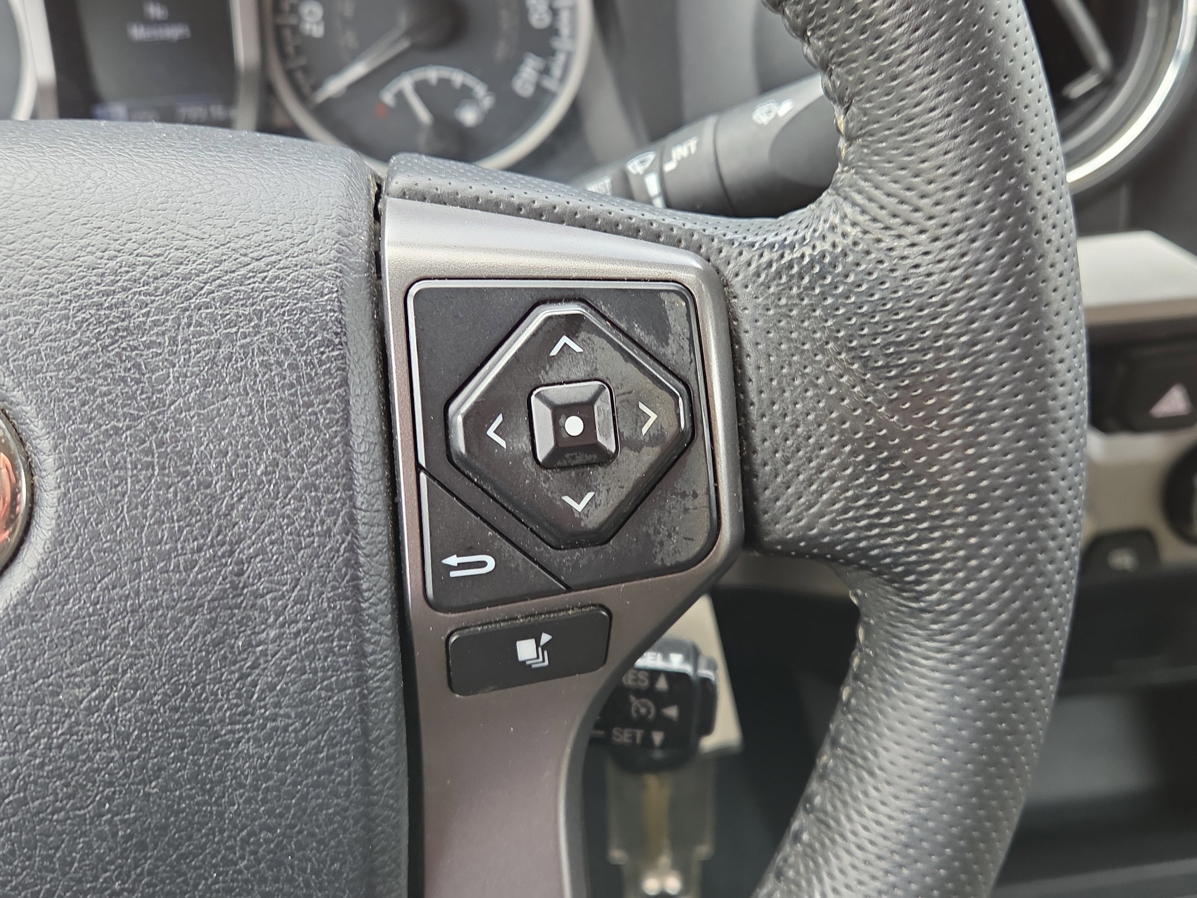 2016 Toyota Tacoma SR5