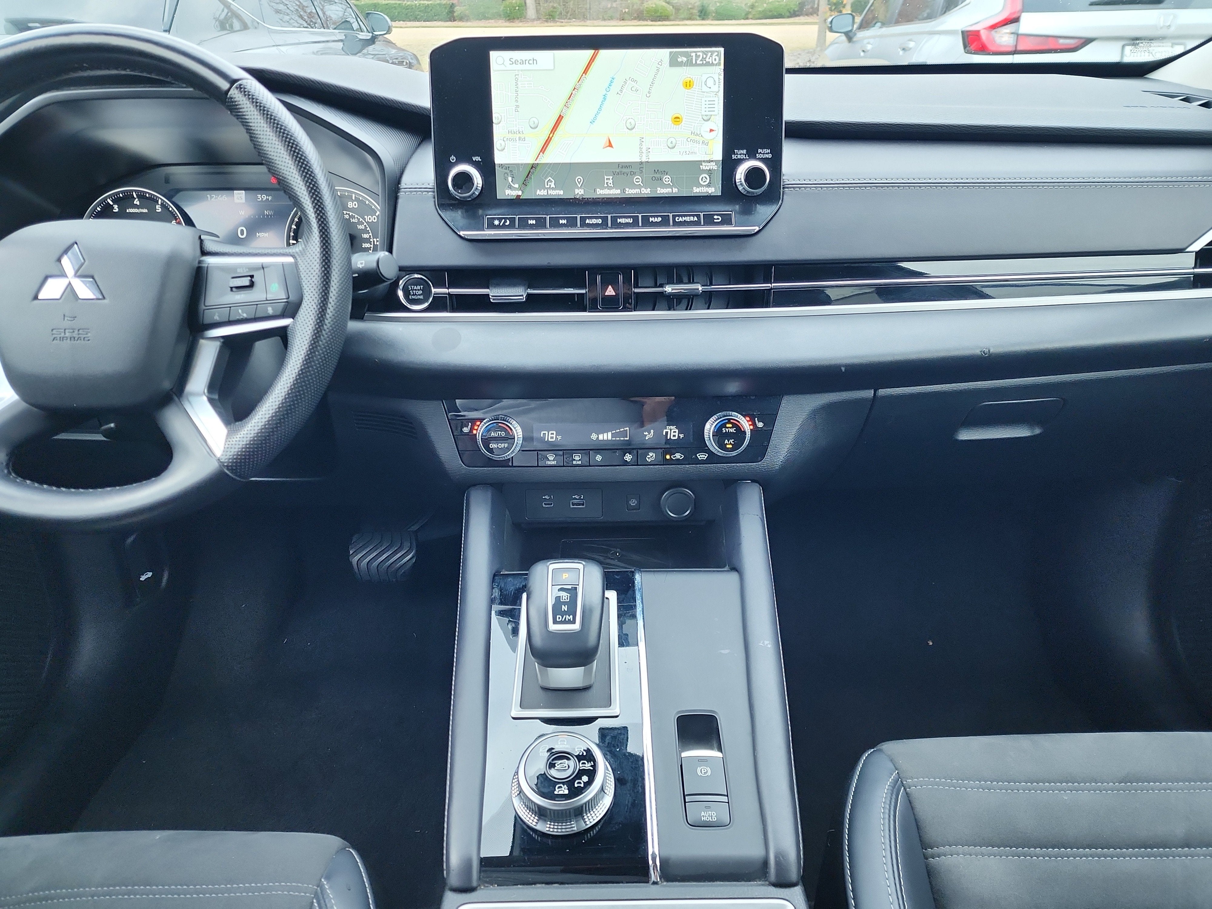 2024 Mitsubishi Outlander SE