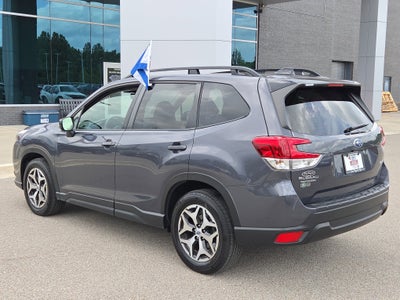 2024 Subaru Forester Premium