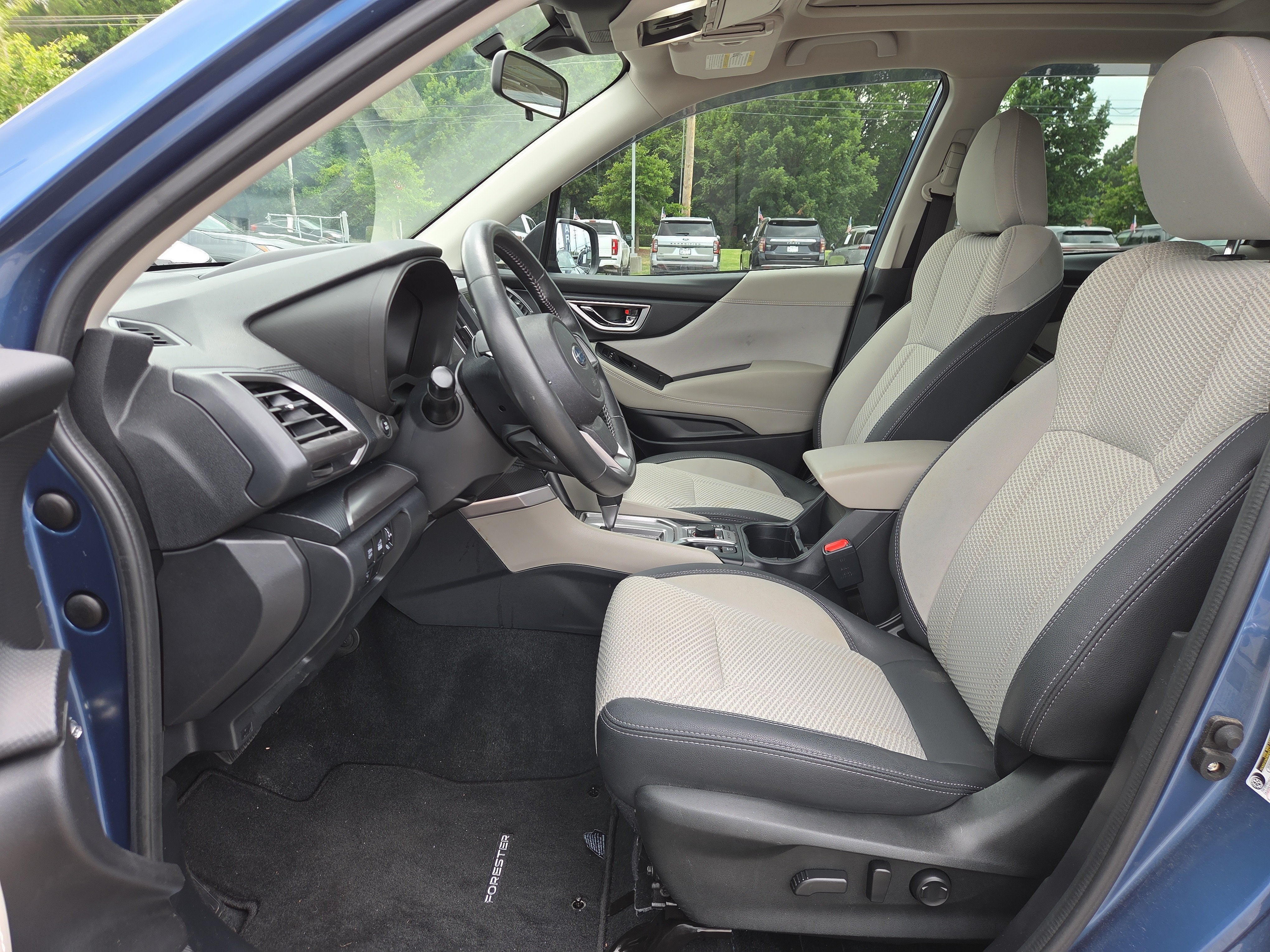 2023 Subaru Forester Premium