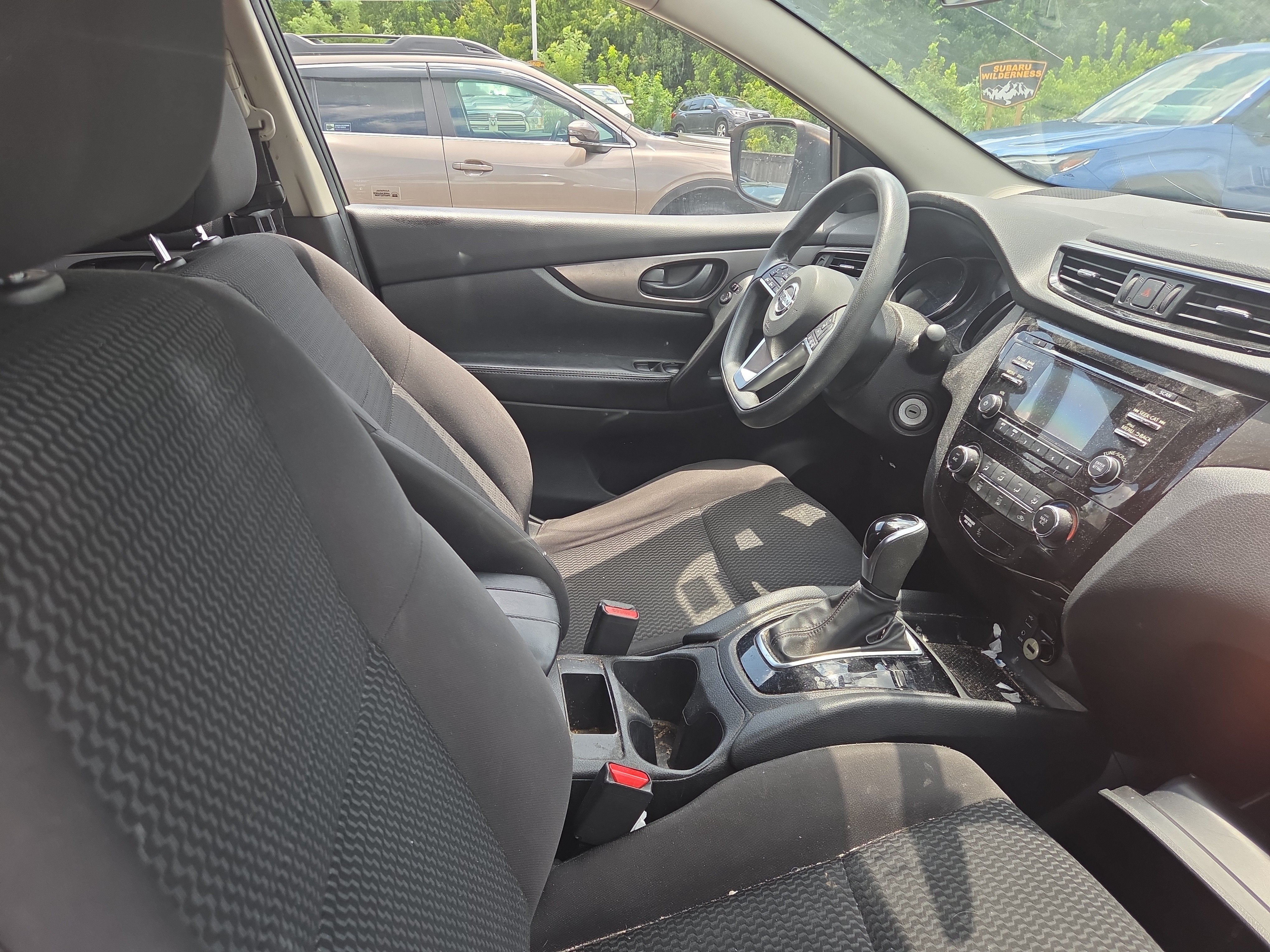 2017 Nissan Rogue Sport S