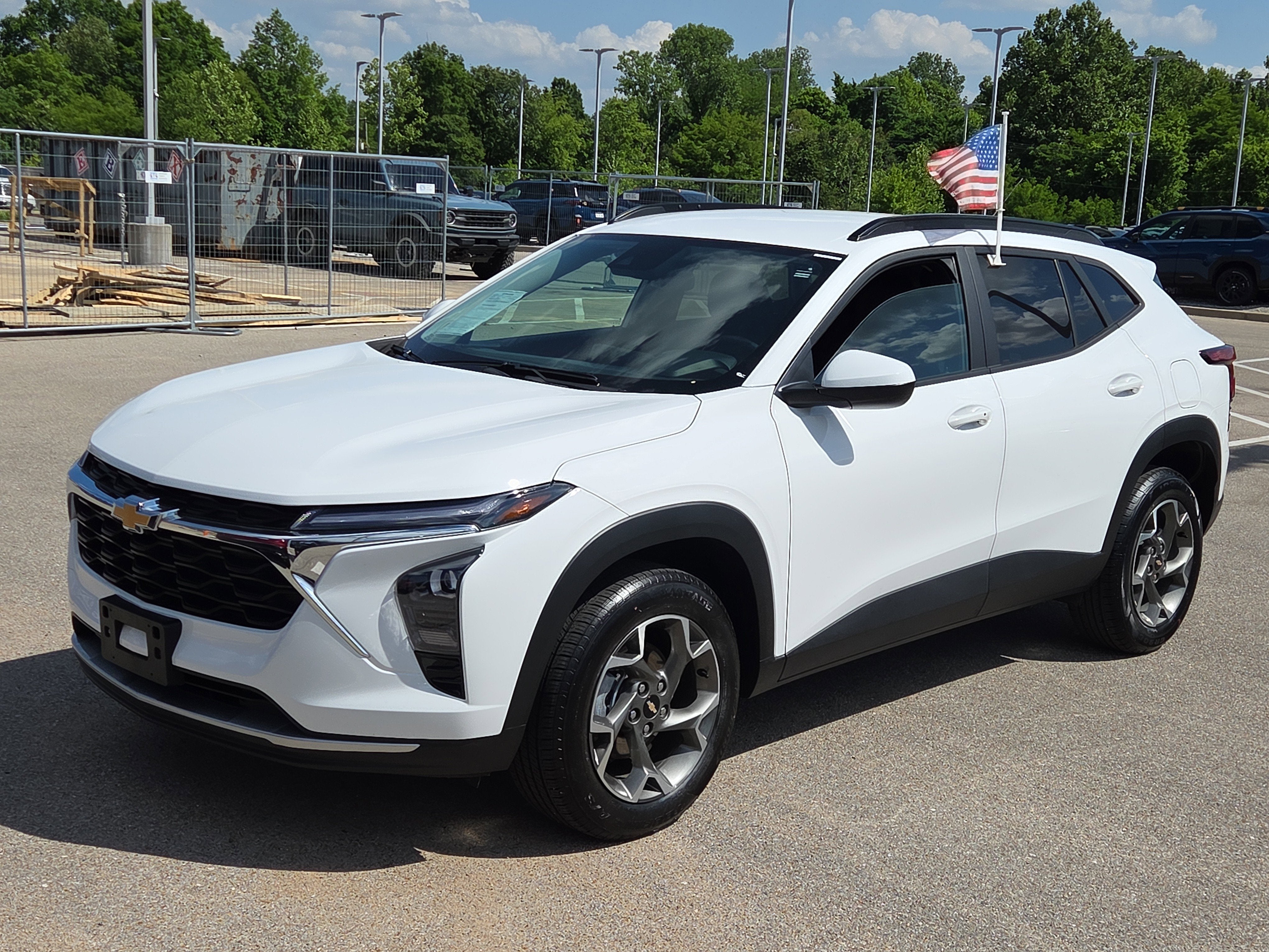 2025 Chevrolet Trax LT