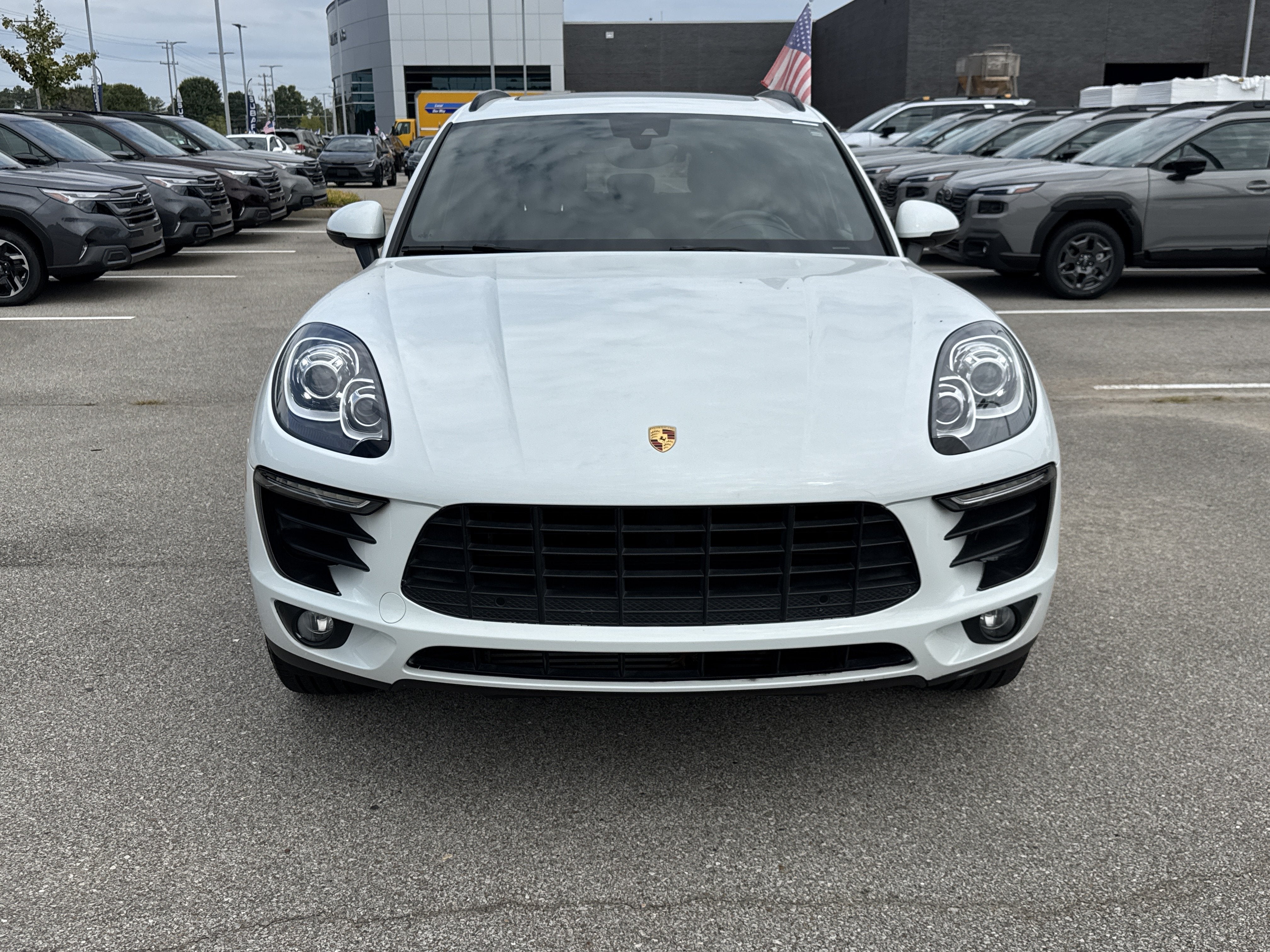 2018 Porsche Macan AWD