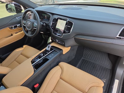 2024 Volvo XC90 Ultimate Bright Theme