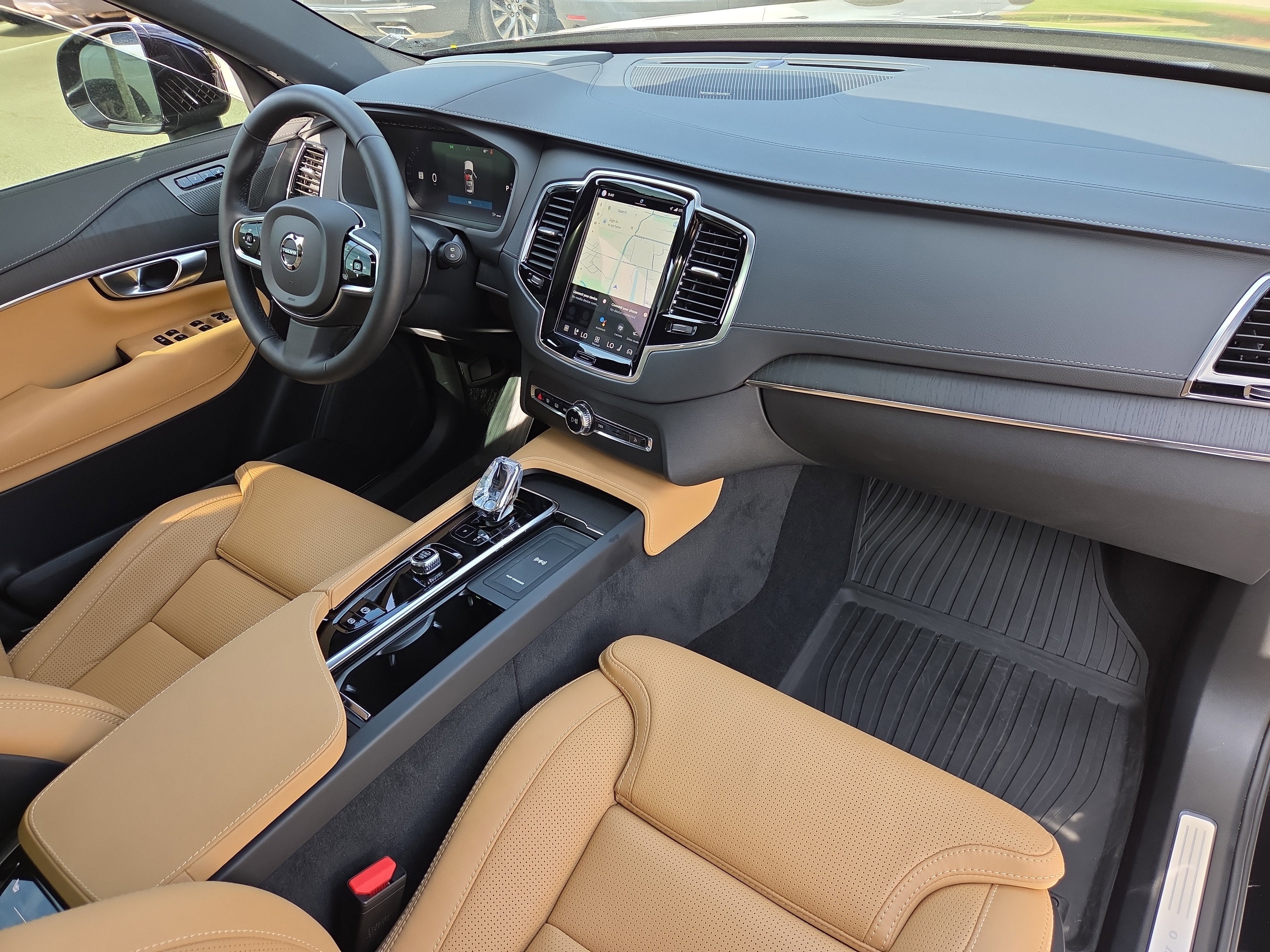 2024 Volvo XC90 Ultimate Bright Theme