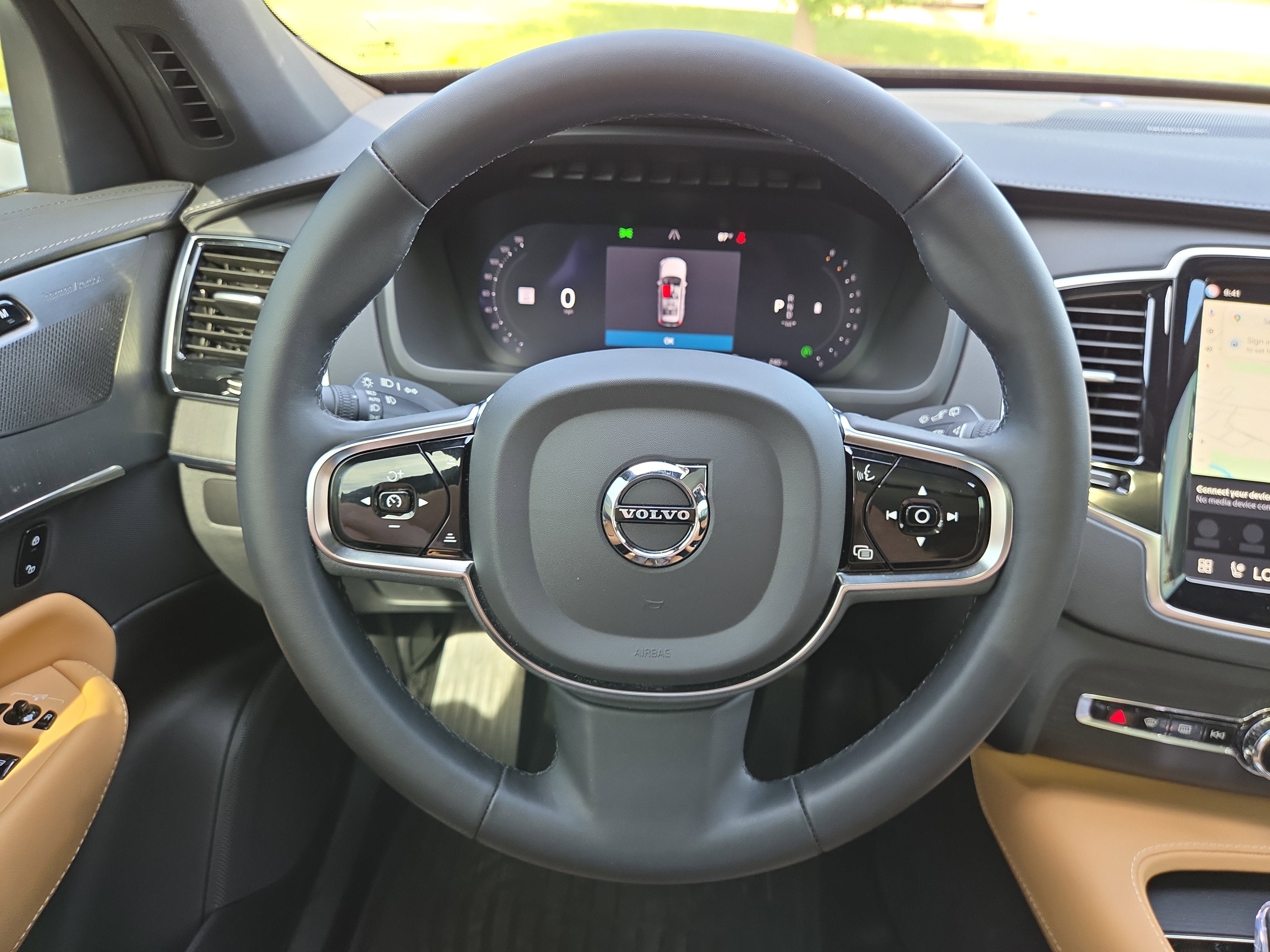 2024 Volvo XC90 Ultimate Bright Theme