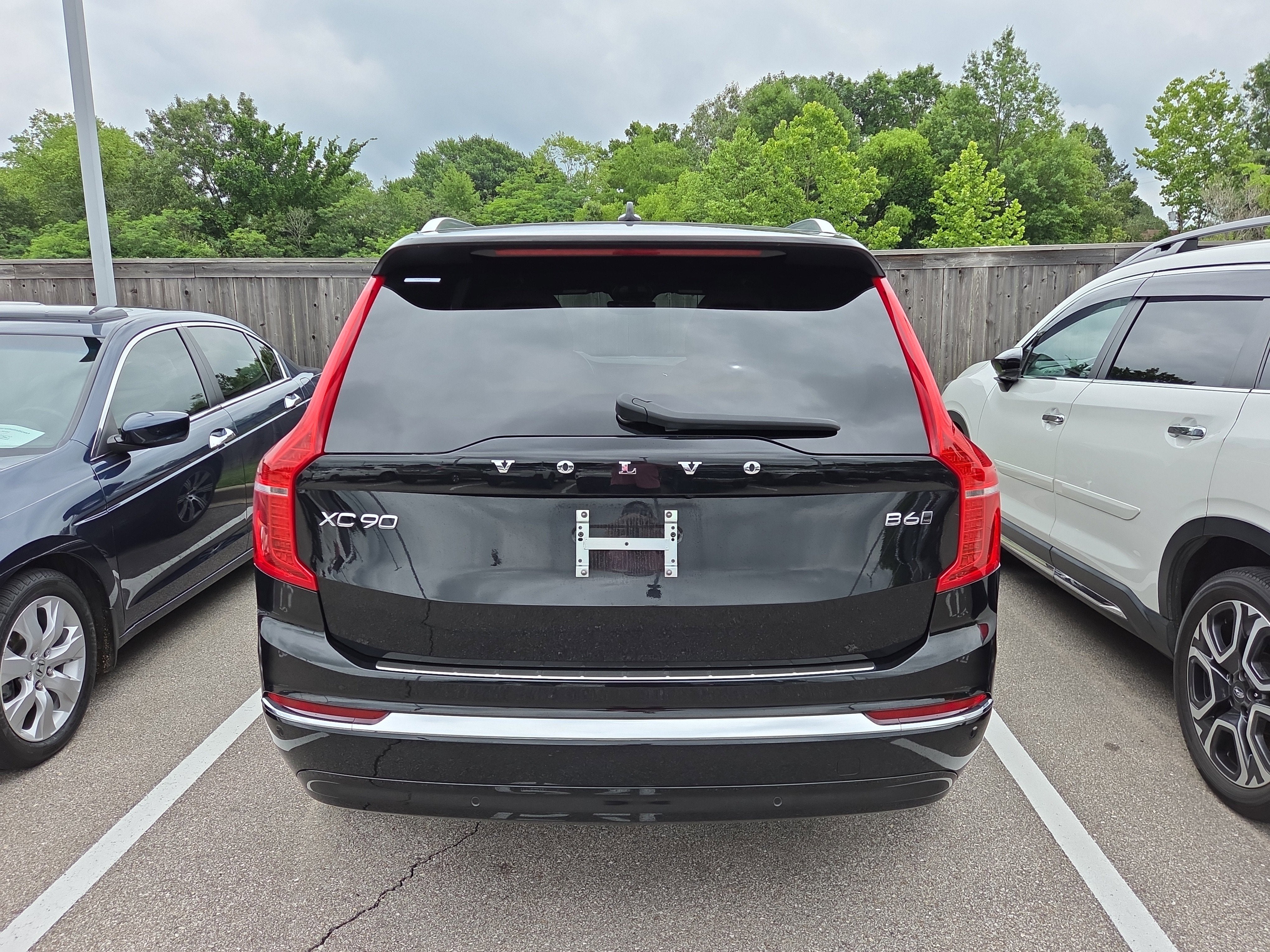 2024 Volvo XC90 Ultimate Bright Theme
