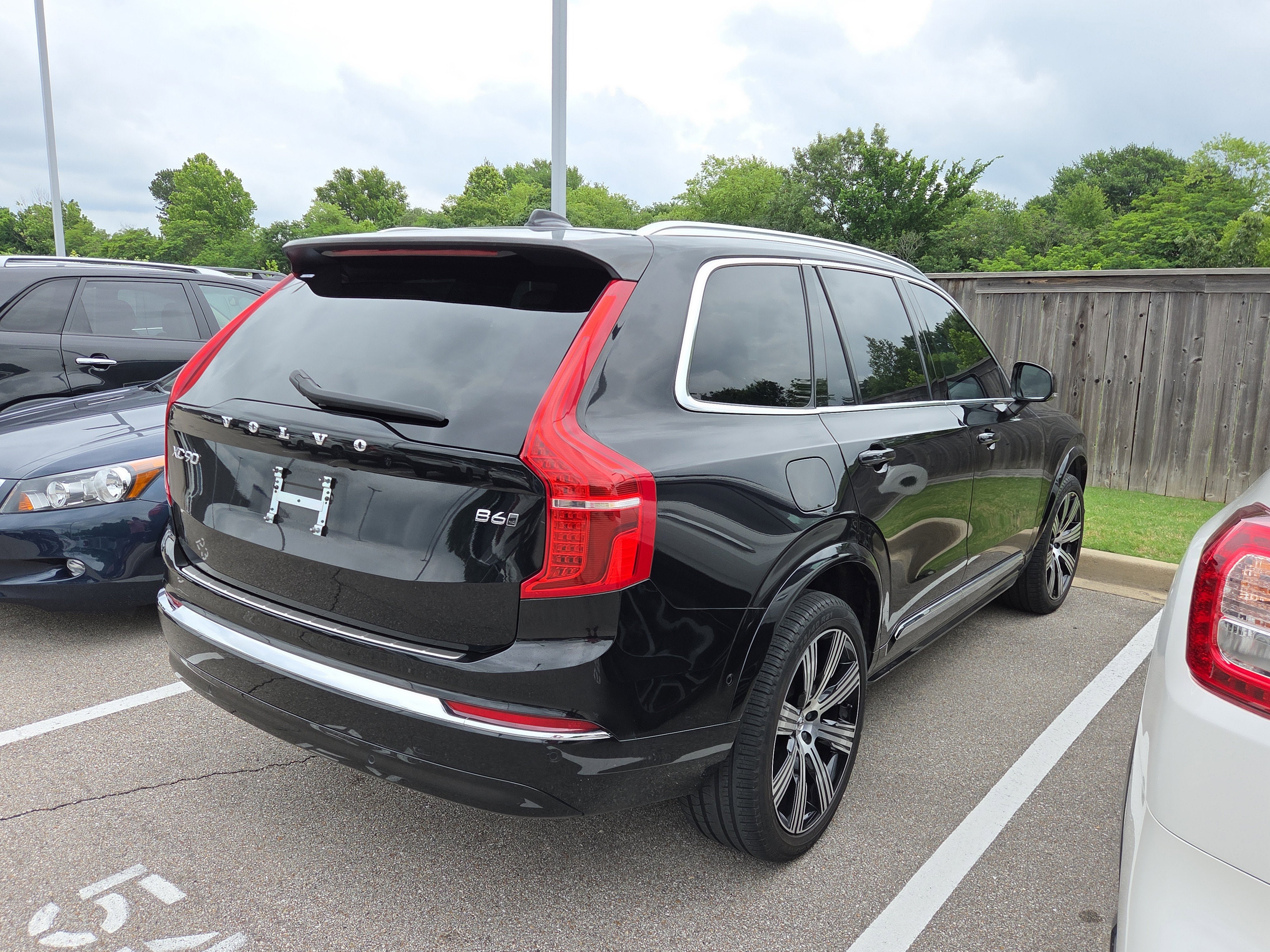 2024 Volvo XC90 Ultimate Bright Theme