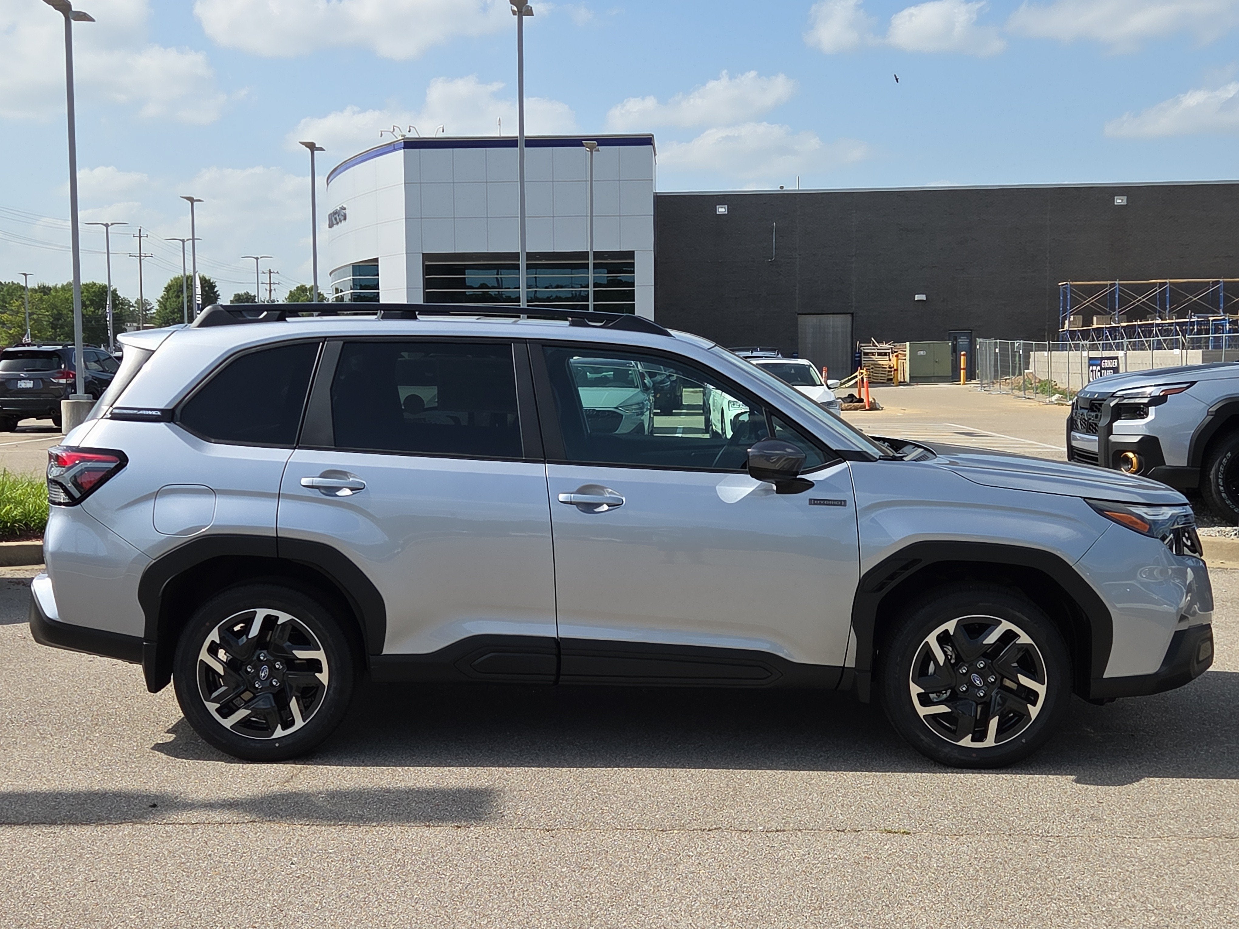 2026 Subaru FORESTER Premium Hybrid