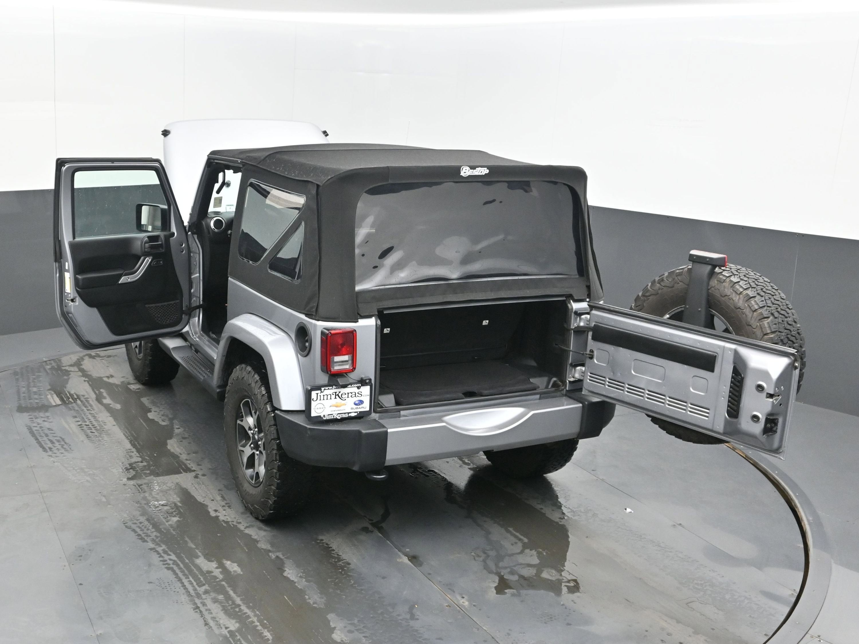 2018 Jeep Wrangler JK Sahara 4x4