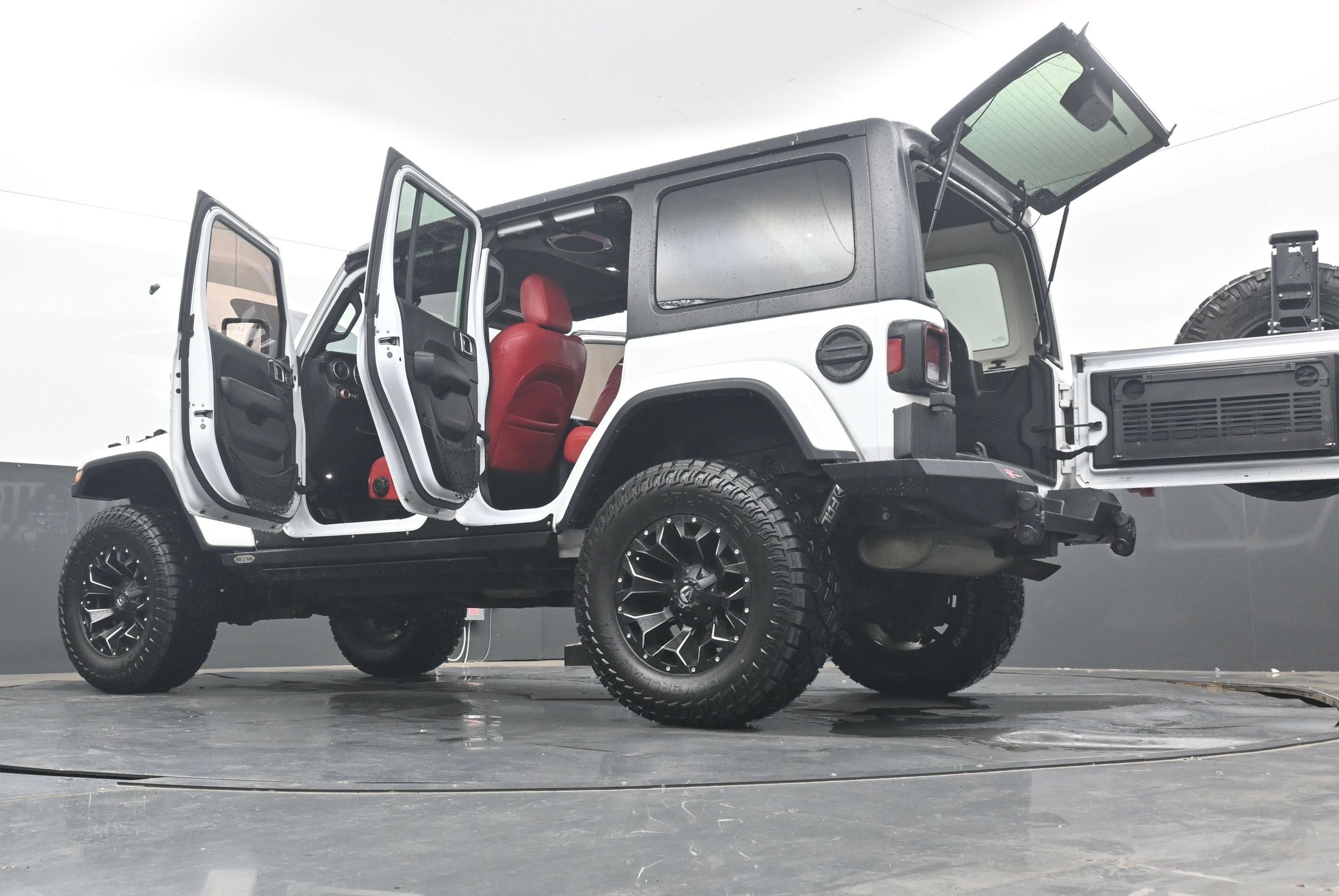 2018 Jeep Wrangler Unlimited Sahara 4x4