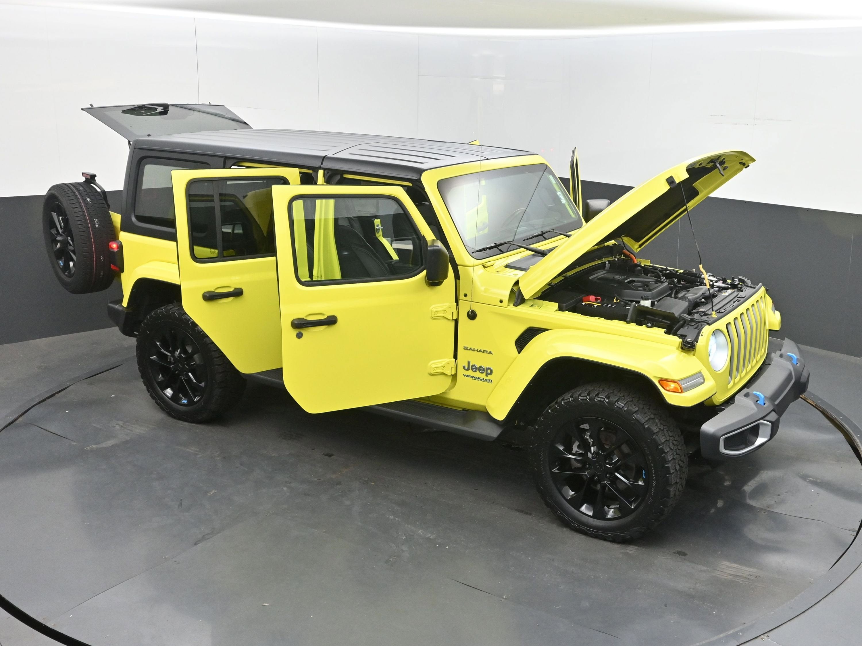 2022 Jeep Wrangler 4xe Unlimited Sahara 4x4