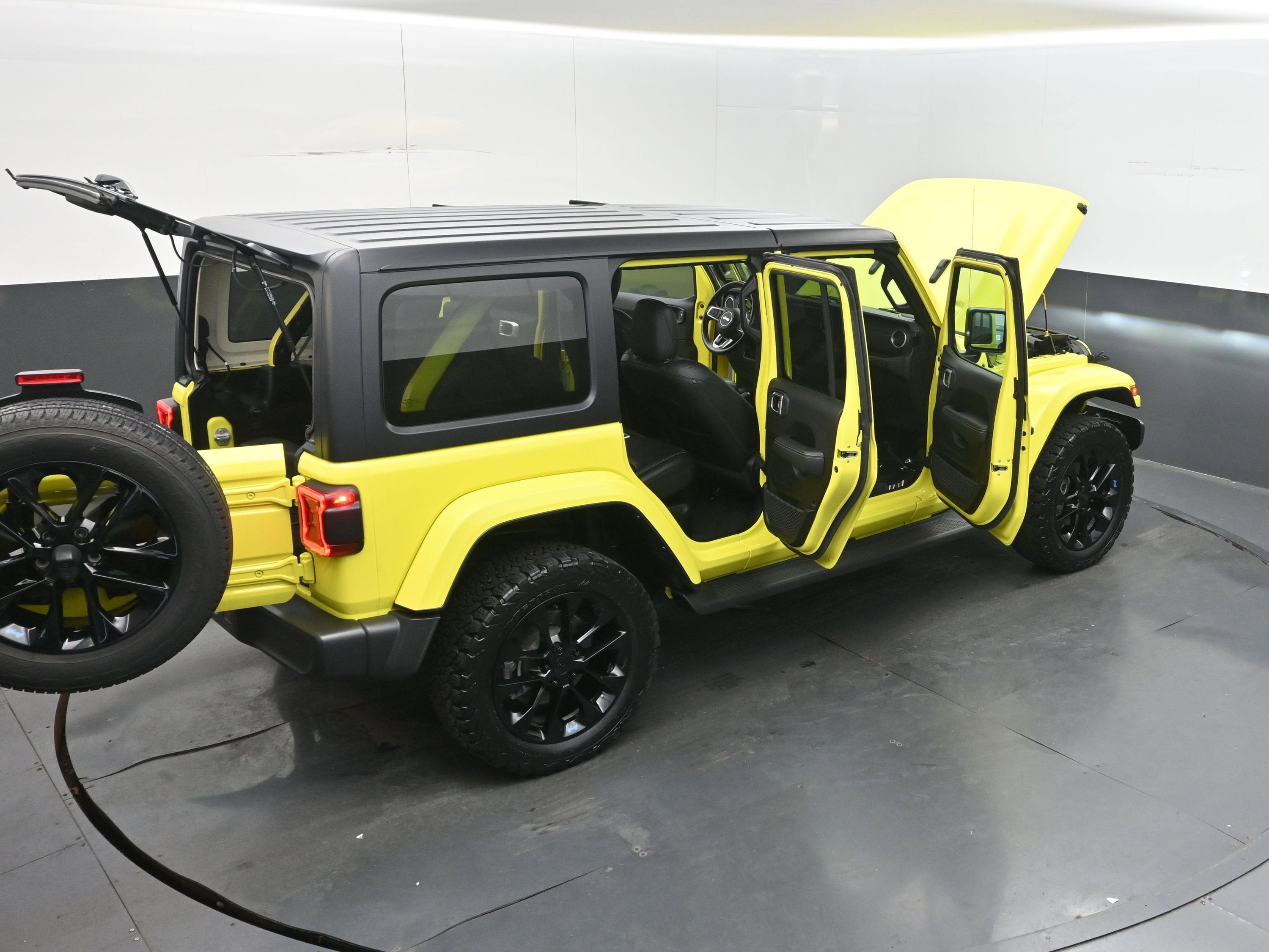 2022 Jeep Wrangler 4xe Unlimited Sahara 4x4