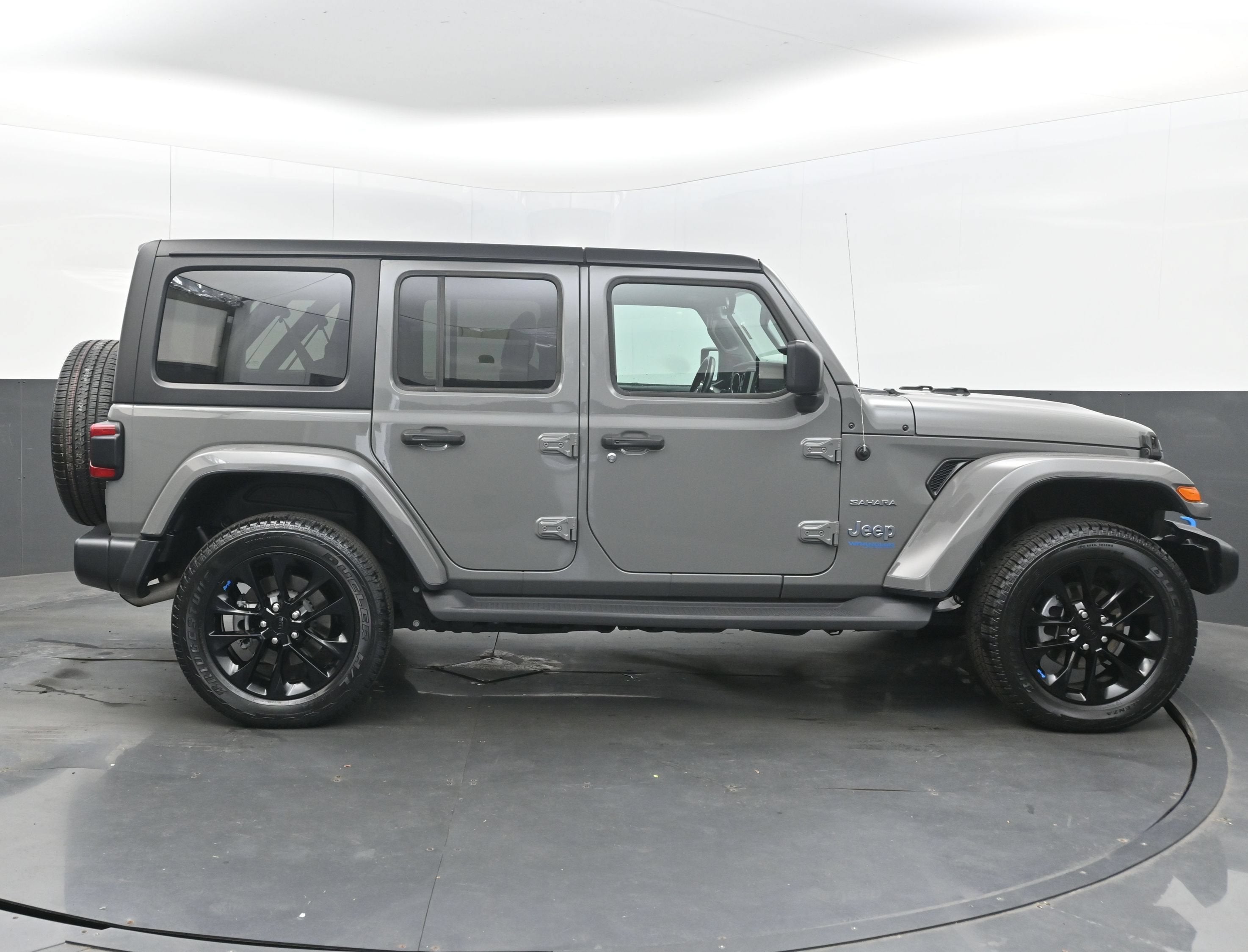 2022 Jeep Wrangler 4xe Unlimited Sahara 4x4