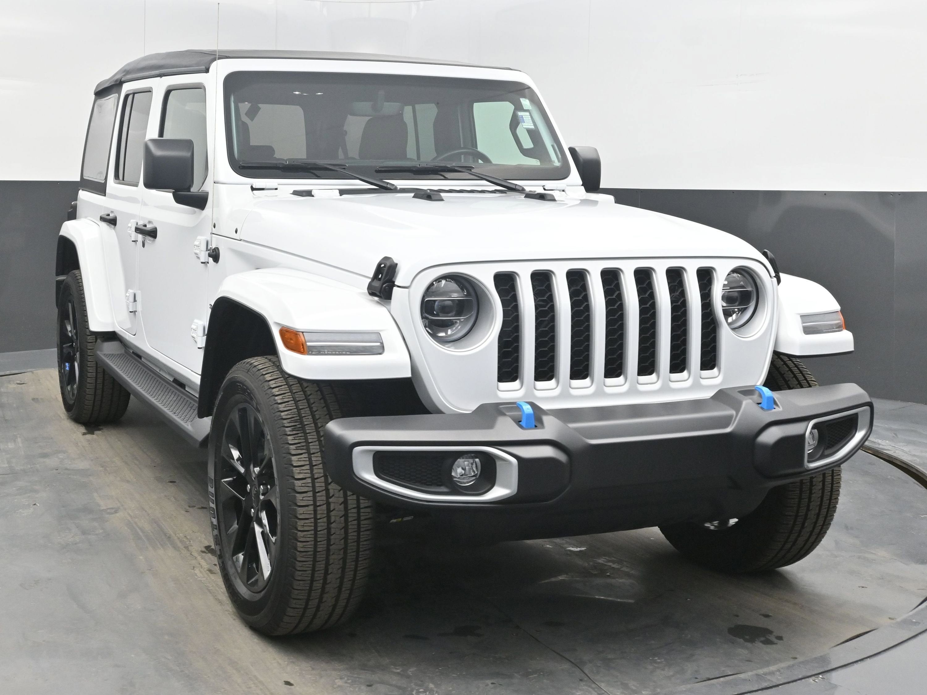 2022 Jeep Wrangler 4xe Unlimited Sahara 4x4