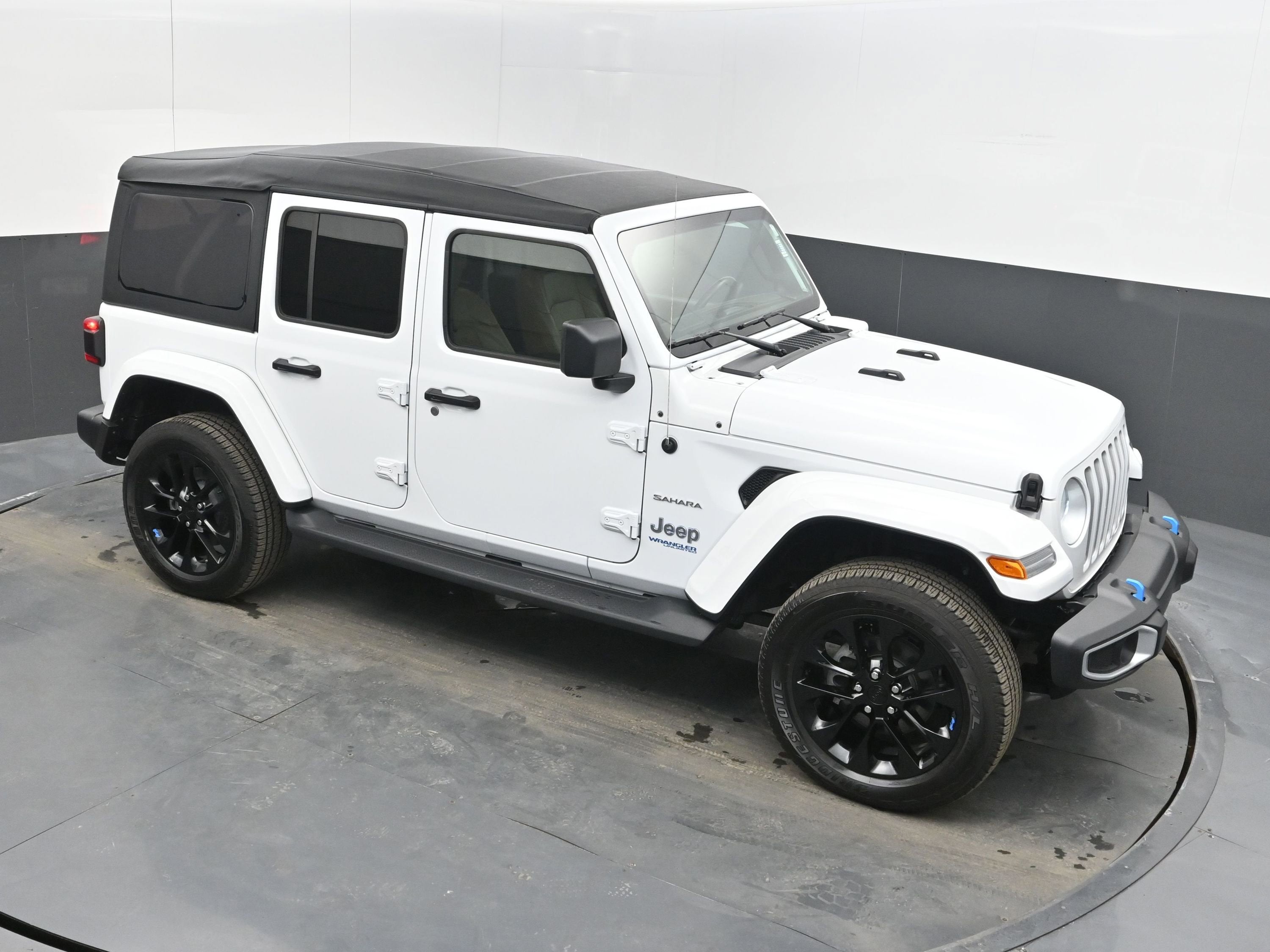 2022 Jeep Wrangler 4xe Unlimited Sahara 4x4