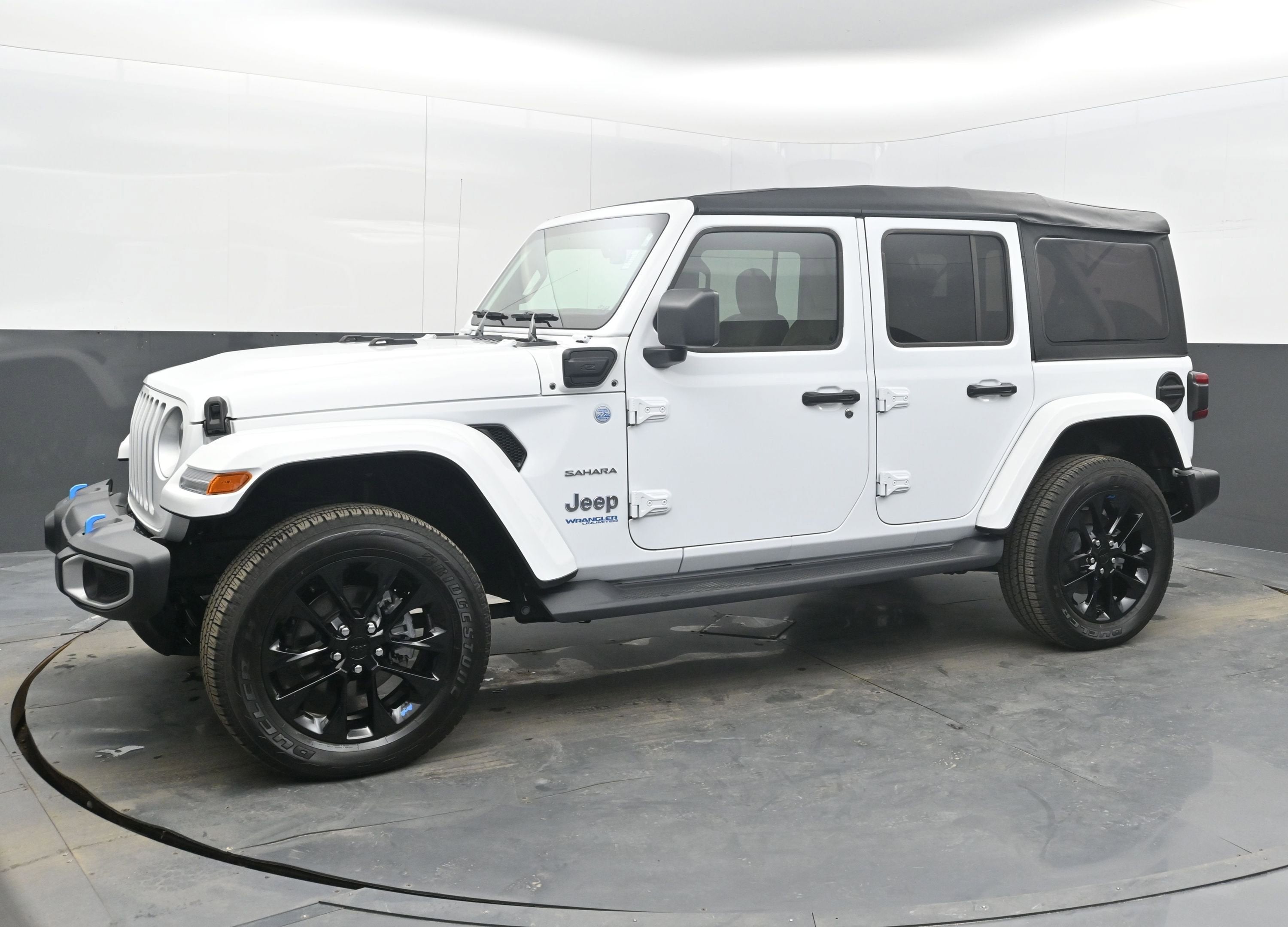 2022 Jeep Wrangler 4xe Unlimited Sahara 4x4